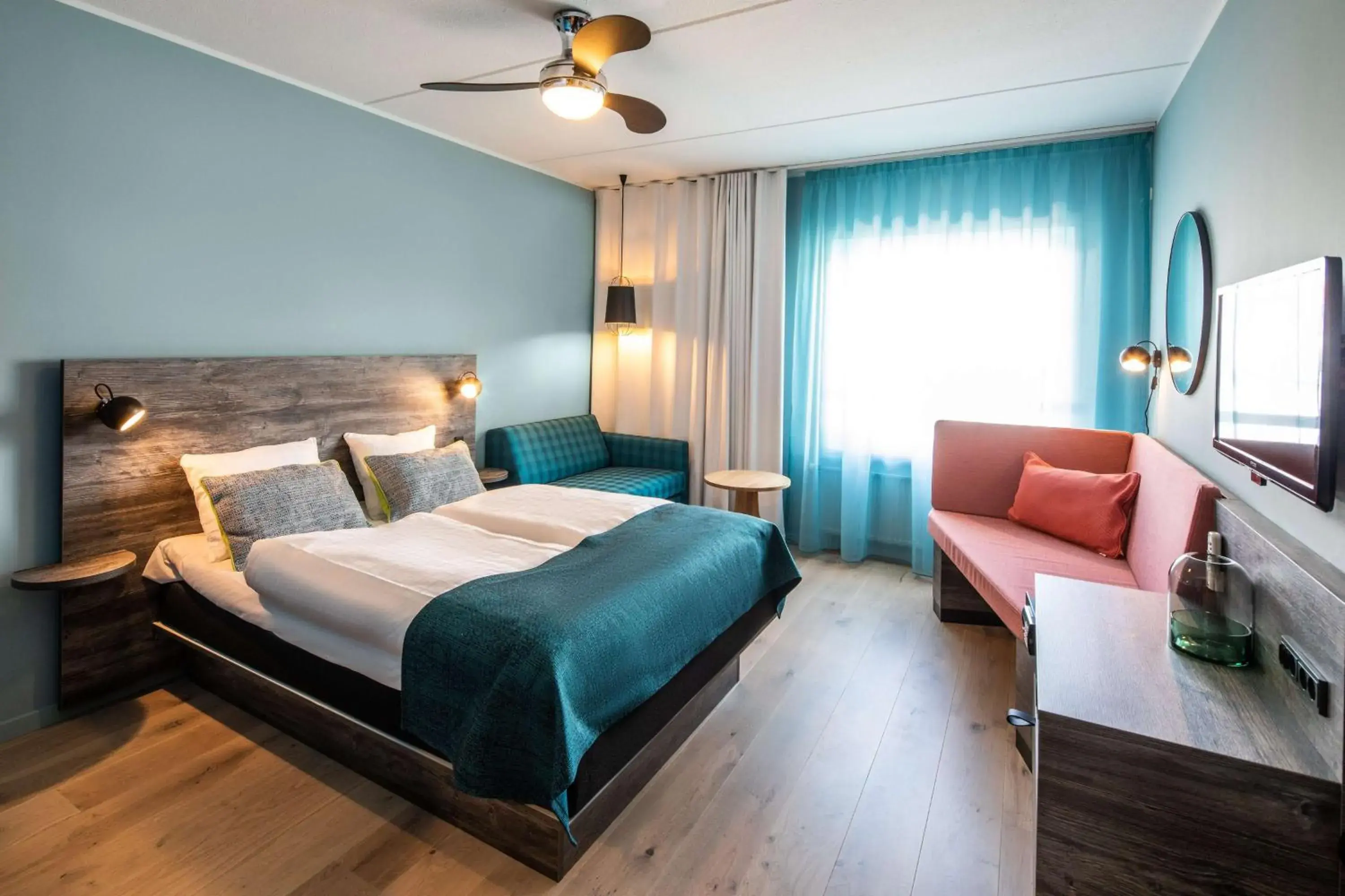 Photo of the whole room, Bed in Quality Hotel The Reef Photo of the whole room, Bed in Quality Hotel The Reef