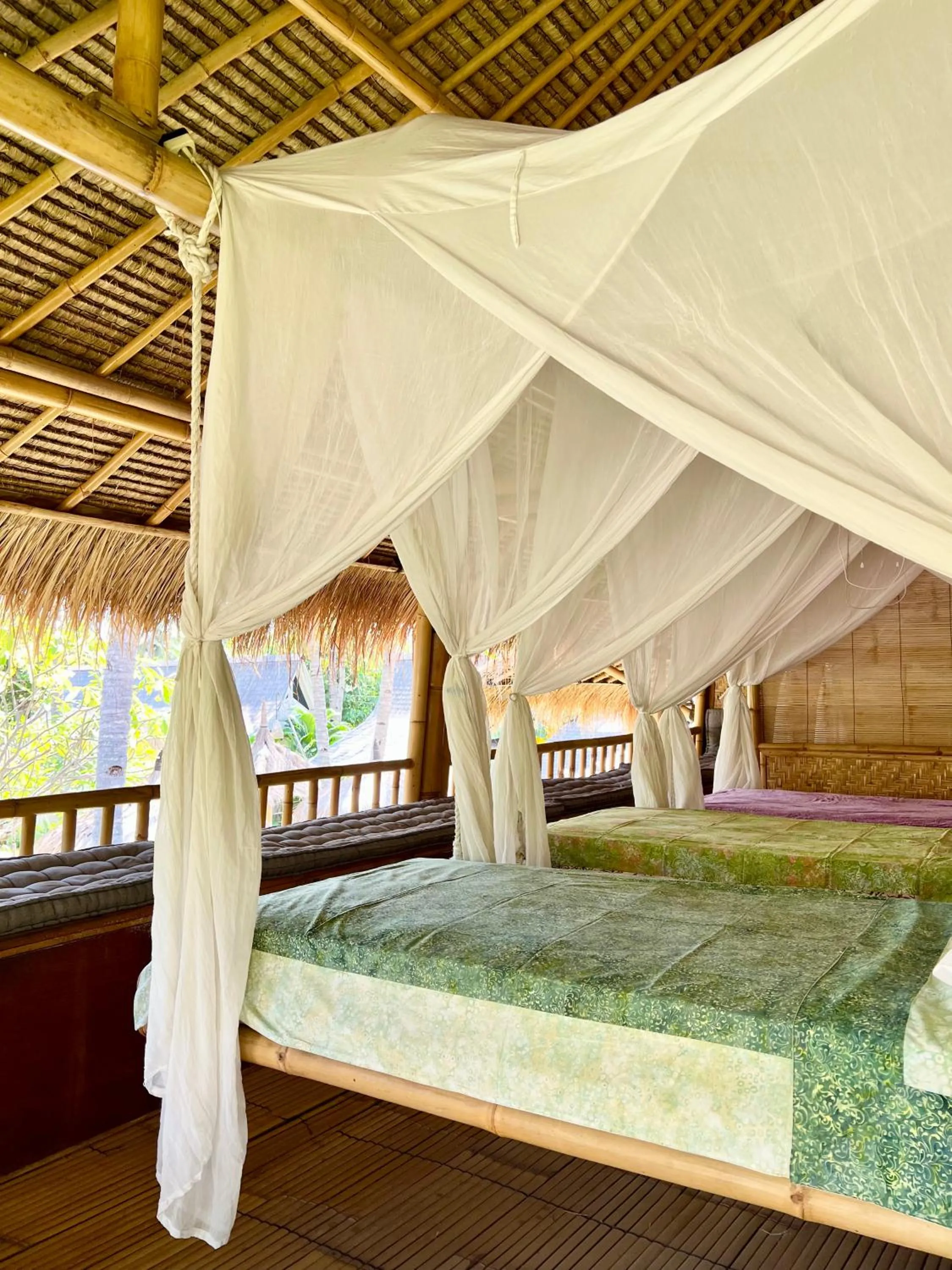 Bed in Captain Coconuts Gili Air