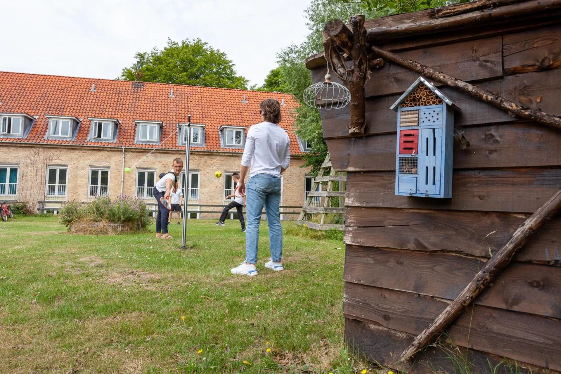 Fredensborg Vandrerhjem, i Kongens baghave