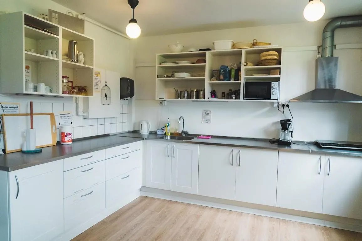 Fredensborg Vandrerhjem, i Kongens baghave