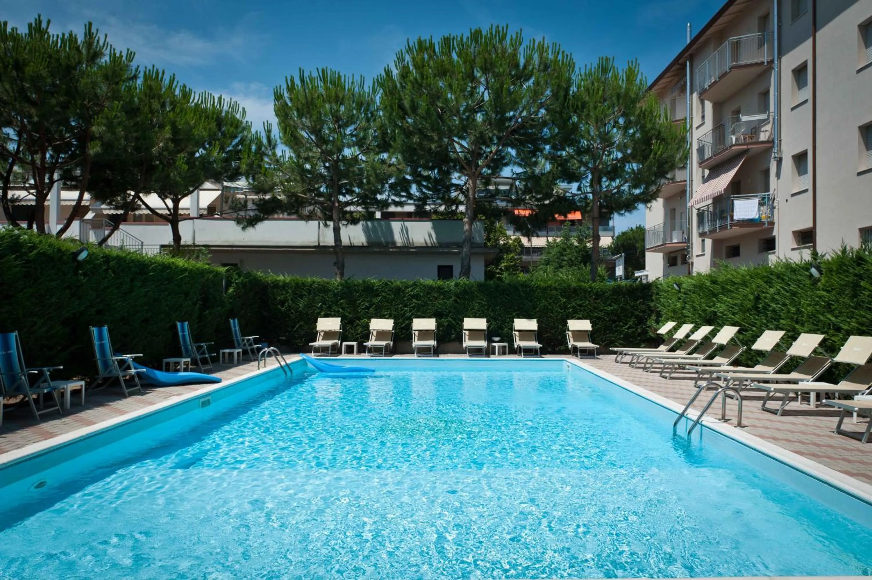 Swimming pool in Hotel Abc