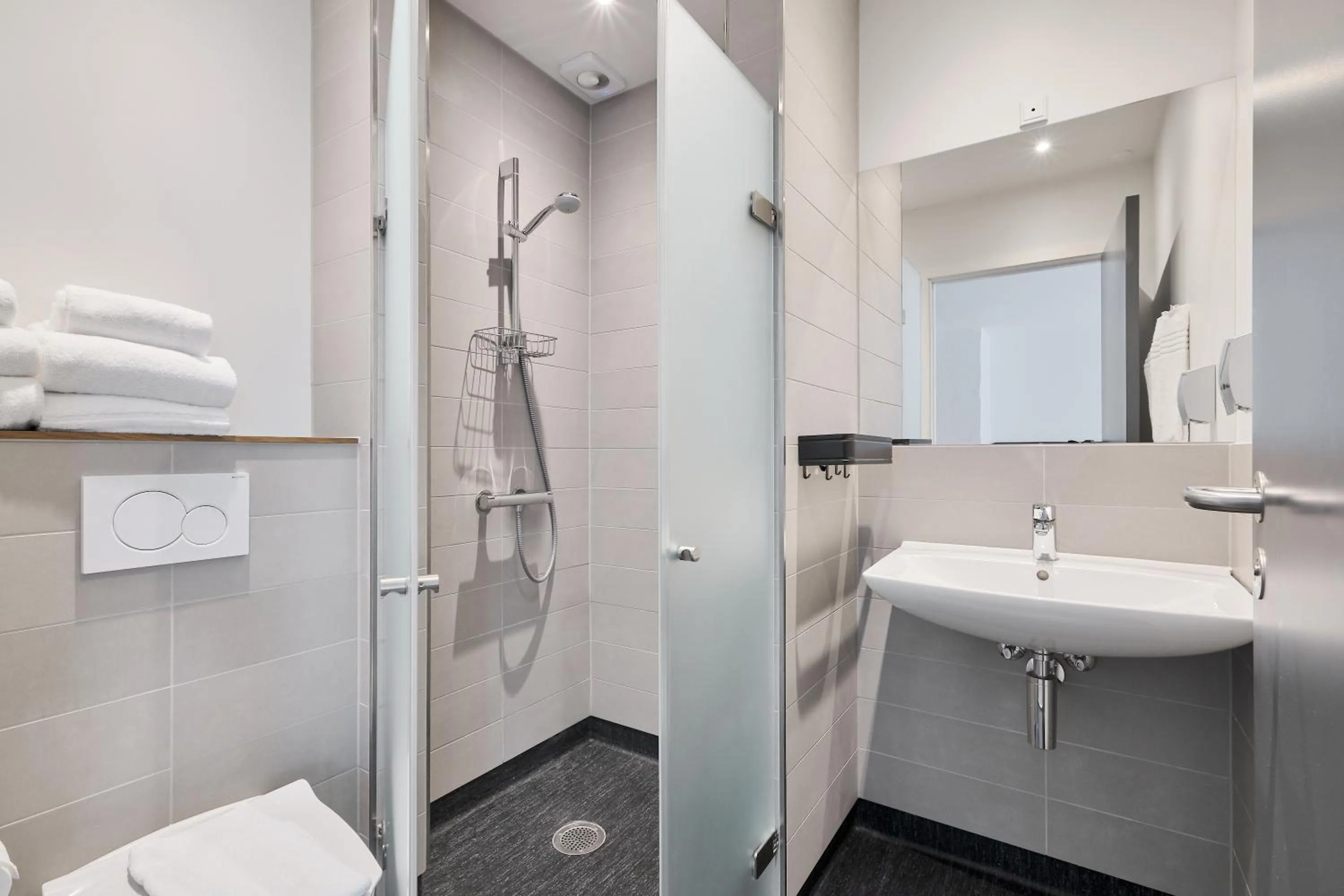 Bathroom in Hotel Garni