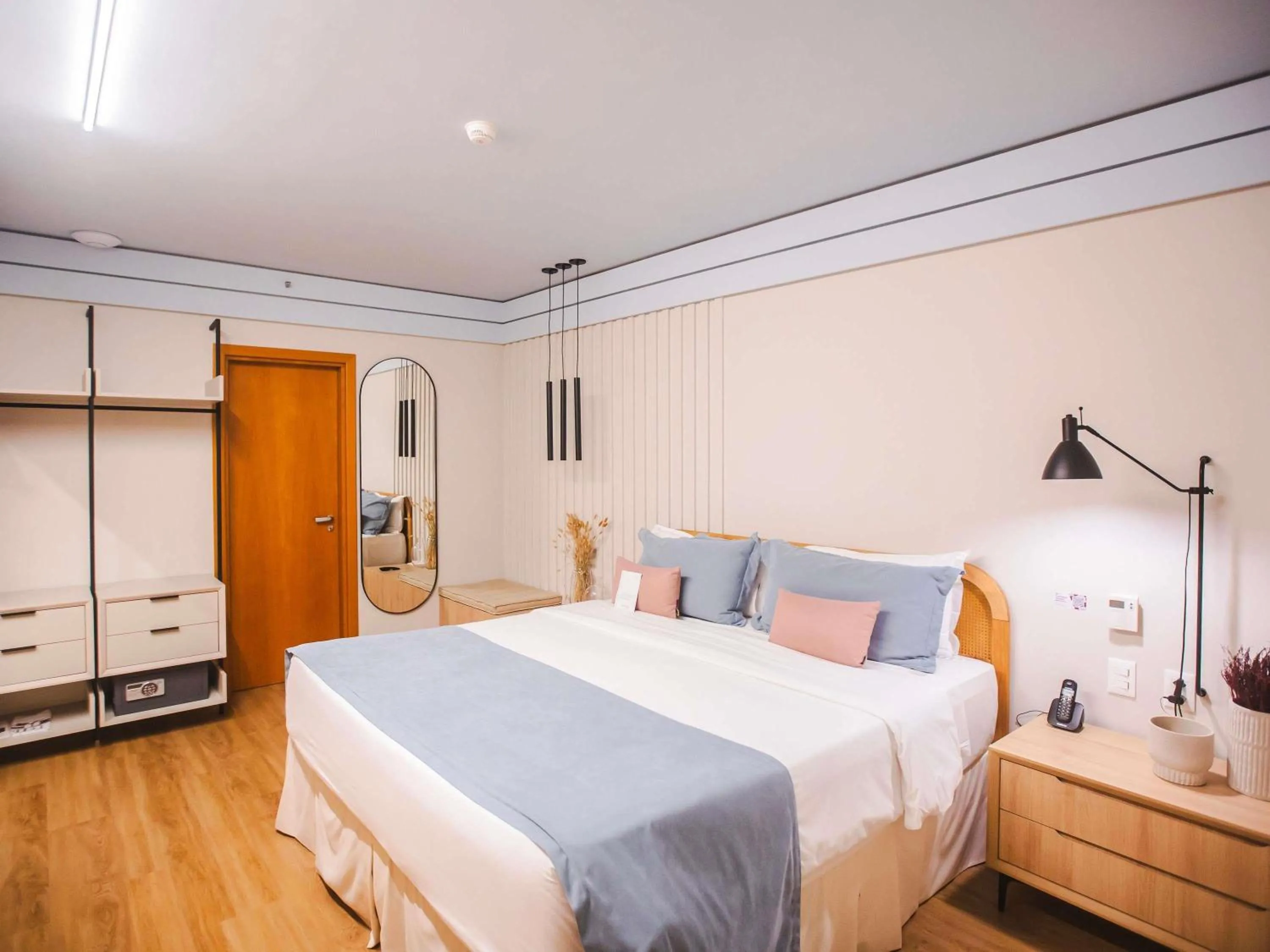 Bedroom, Bed in Mercure Camboriu