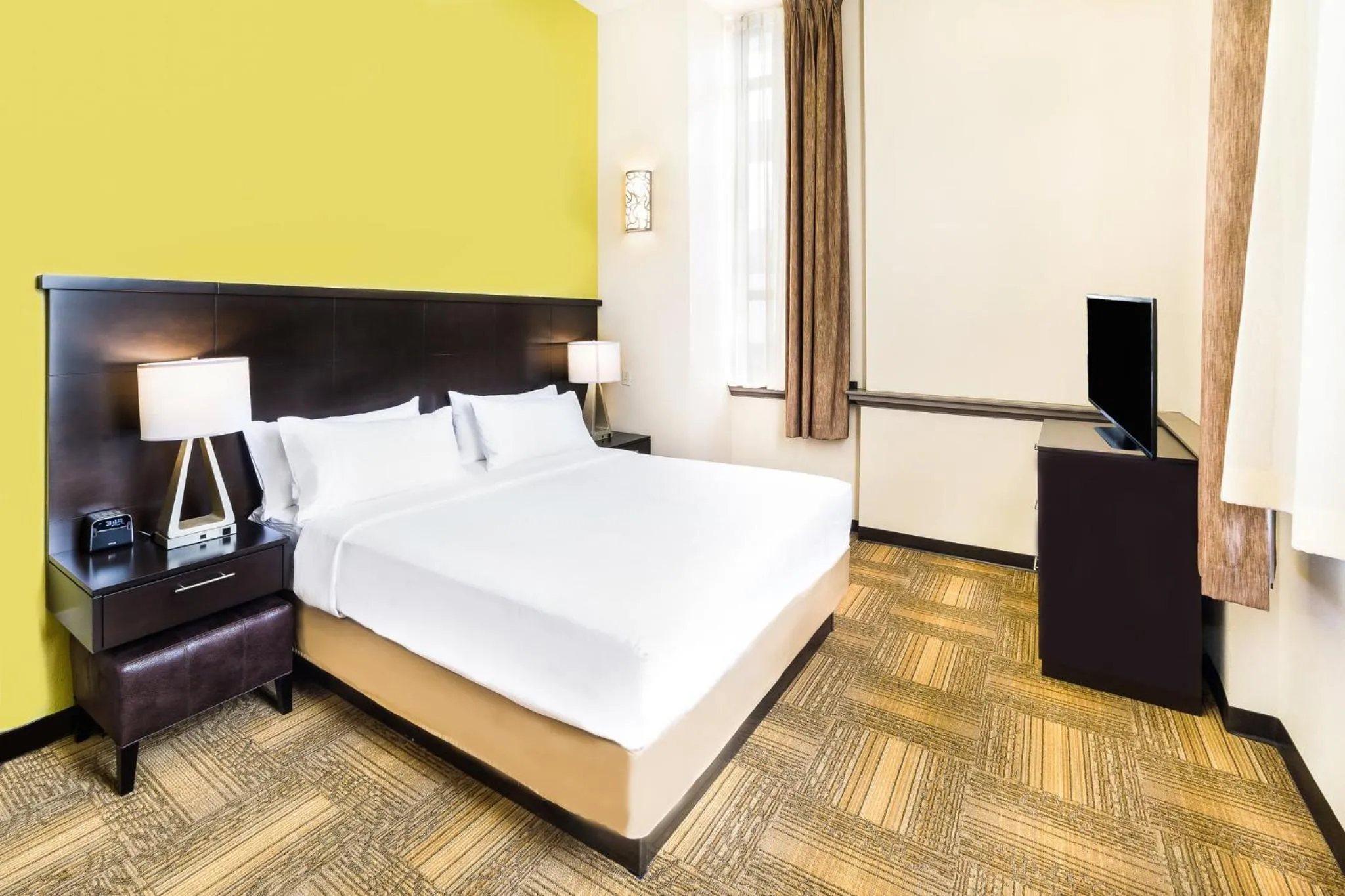 Photo of the whole room, Bed in Staybridge Suites Baltimore - Inner Harbor by IHG