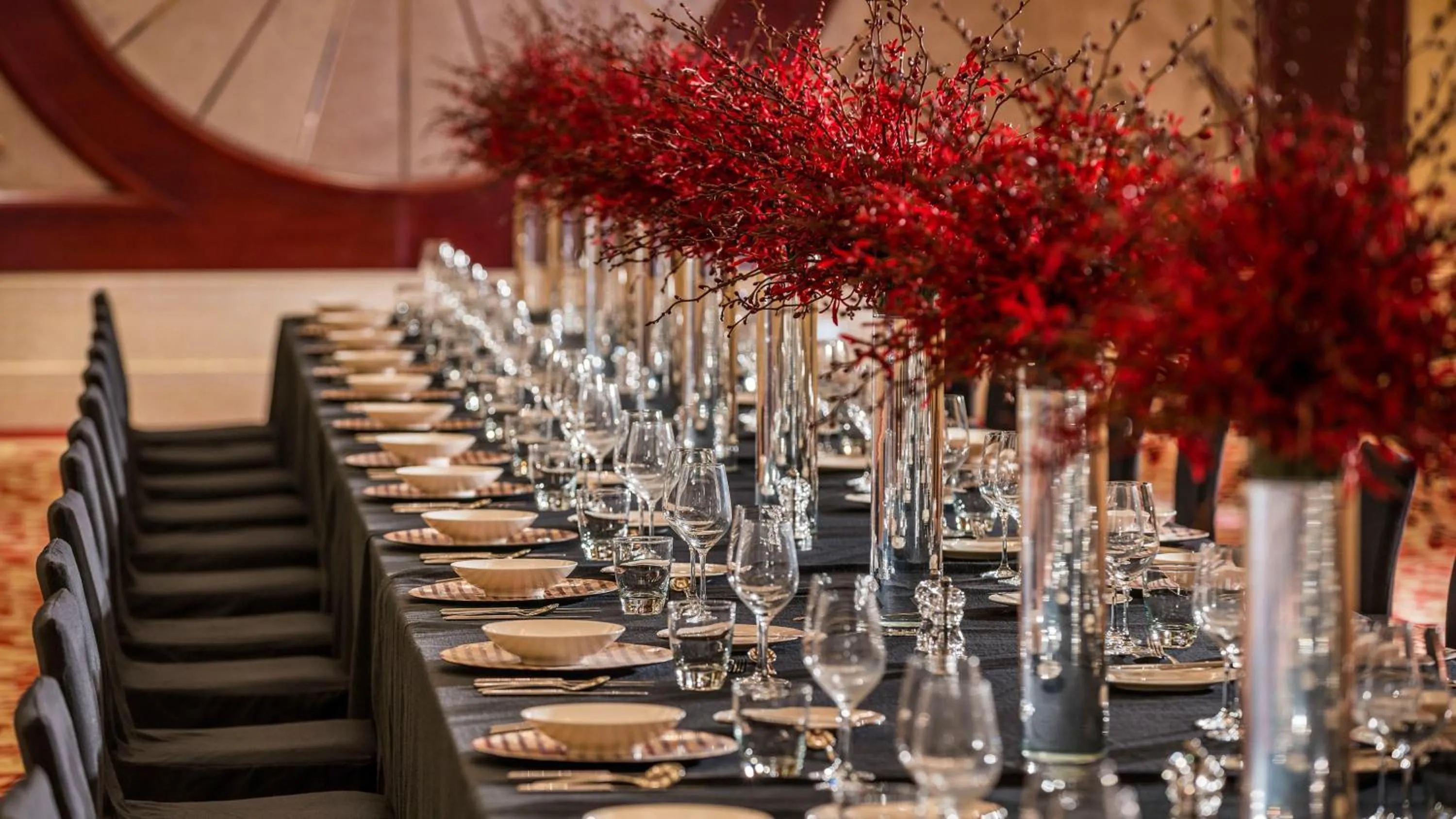 Banquet/Function facilities in InterContinental Wuhan by IHG - Yangtze River View