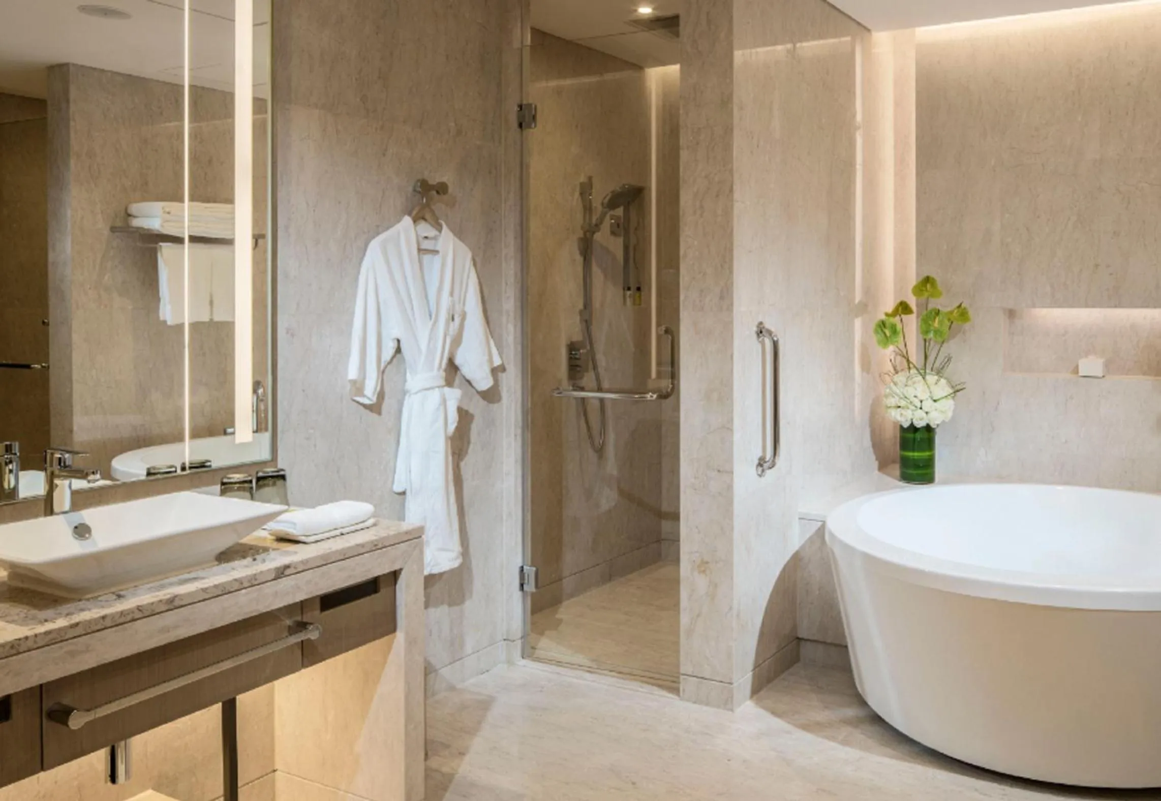 Bathroom in InterContinental Wuhan by IHG - Yangtze River View