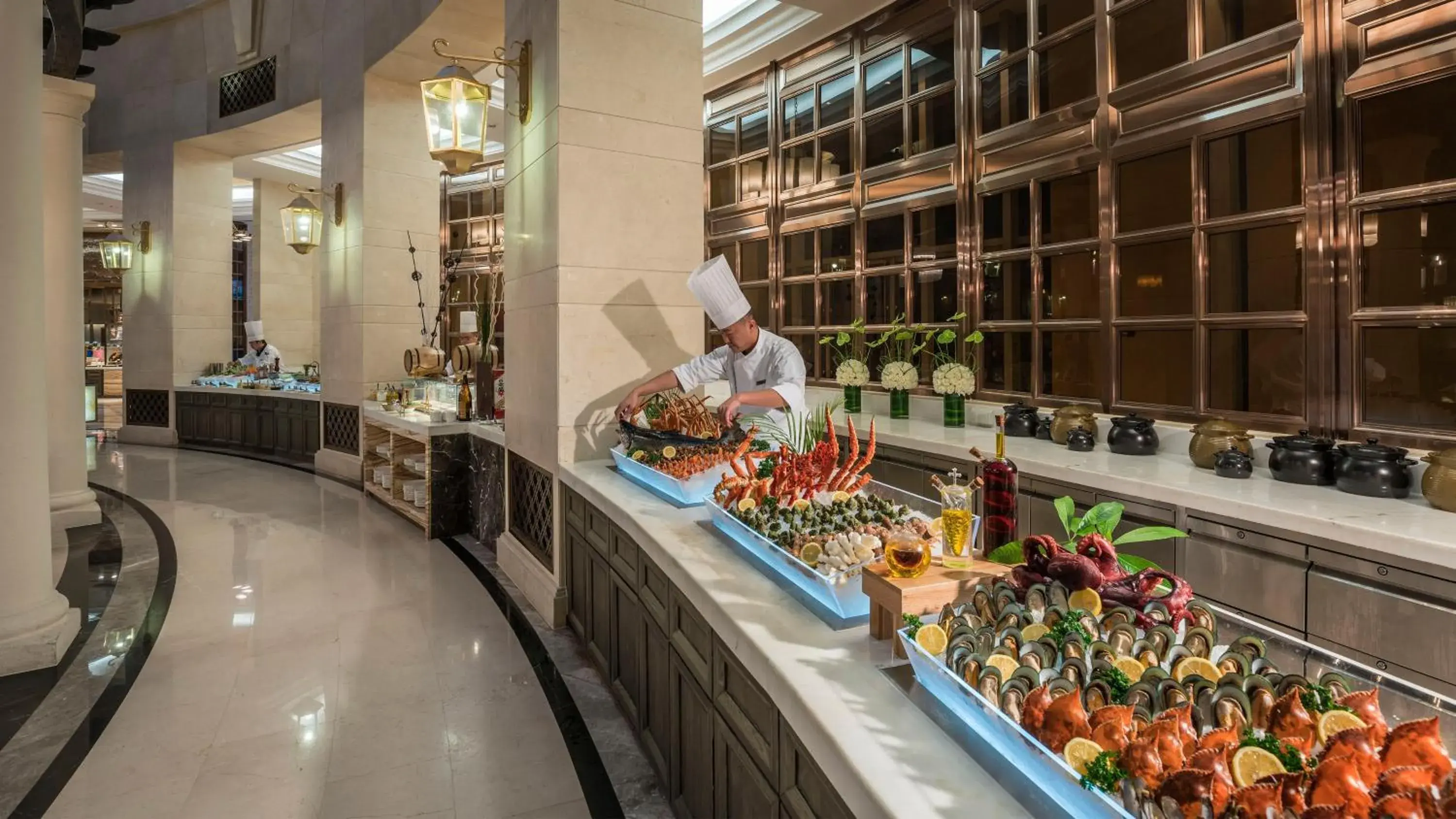 Restaurant/places to eat in InterContinental Wuhan by IHG - Yangtze River View Restaurant/places to eat in InterContinental Wuhan by IHG - Yangtze River View