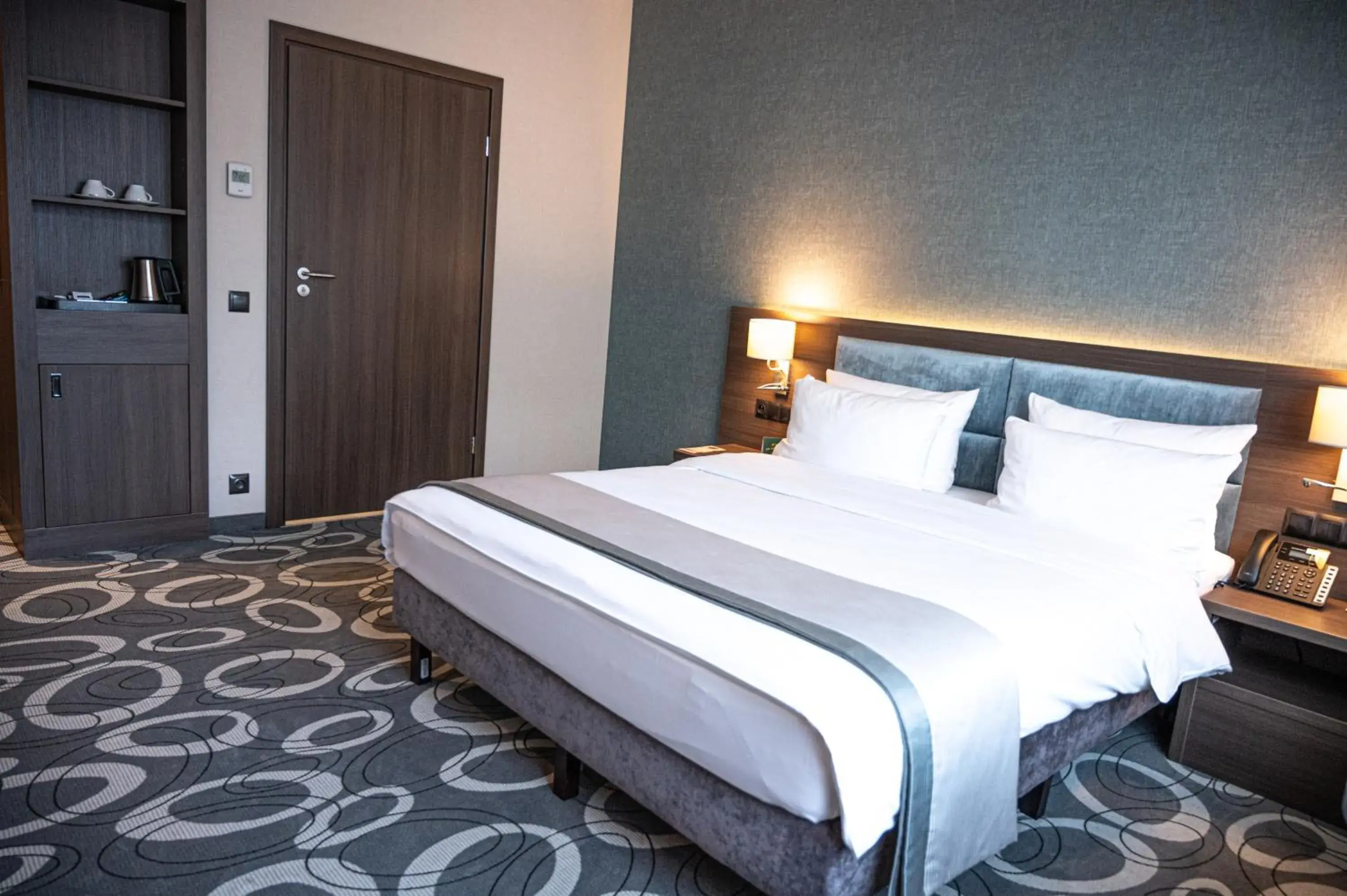 Bed in Holiday Inn Dąbrowa Górnicza-Katowice by IHG Bed in Holiday Inn Dąbrowa Górnicza-Katowice by IHG