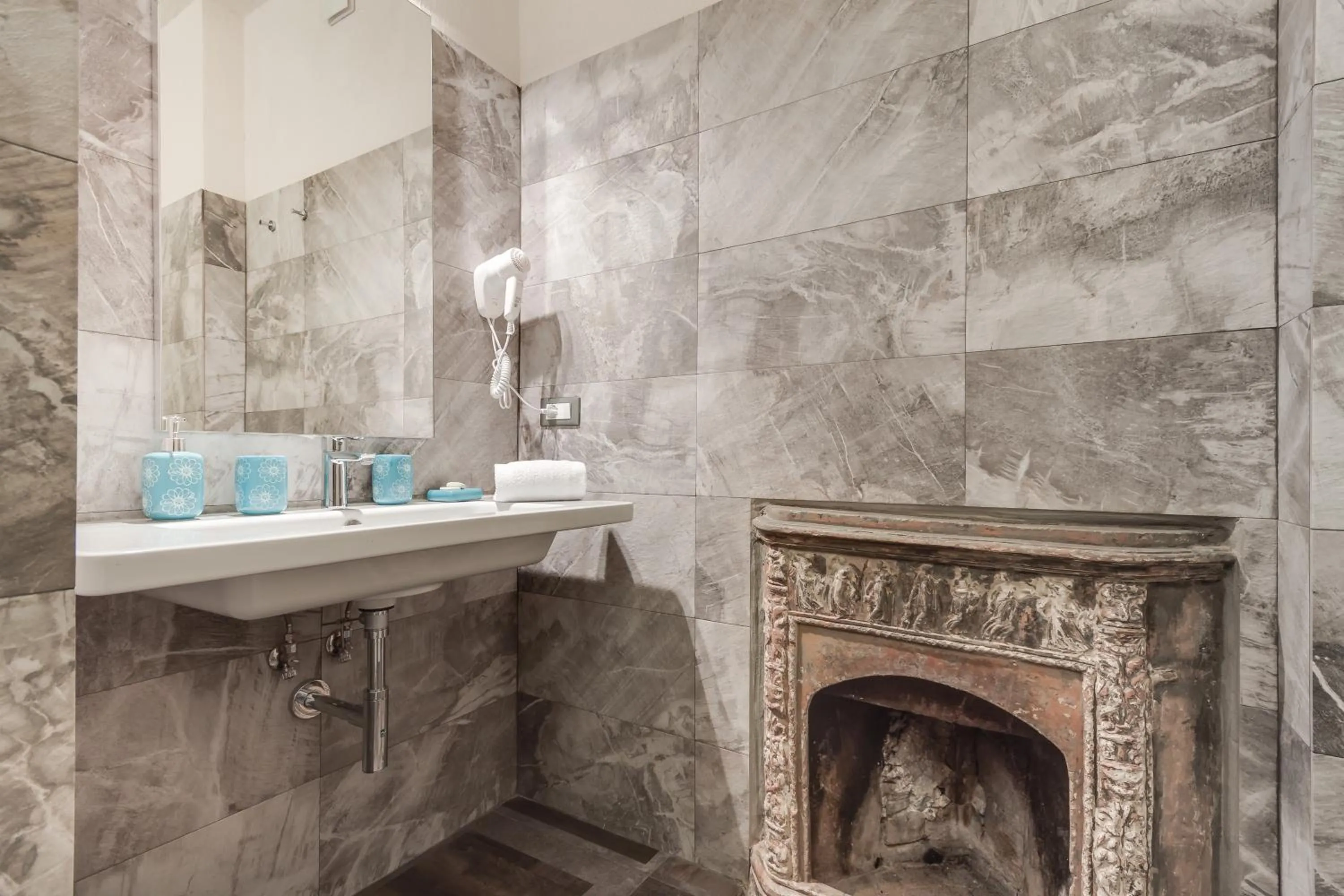 Bathroom in Residenza D'Epoca Historia Luxury Boutique
