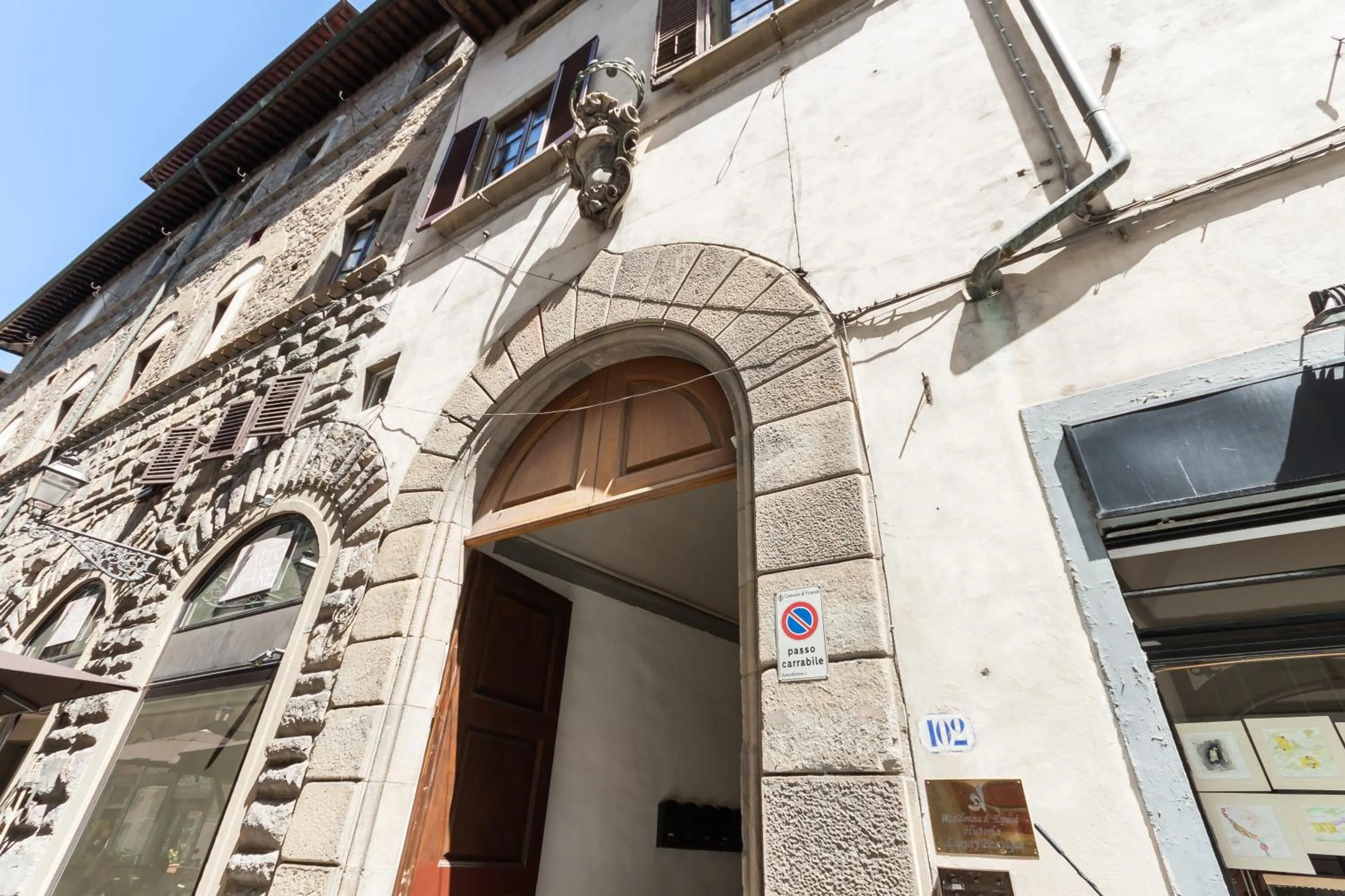 Facade/entrance in Residenza D'Epoca Historia Luxury Boutique