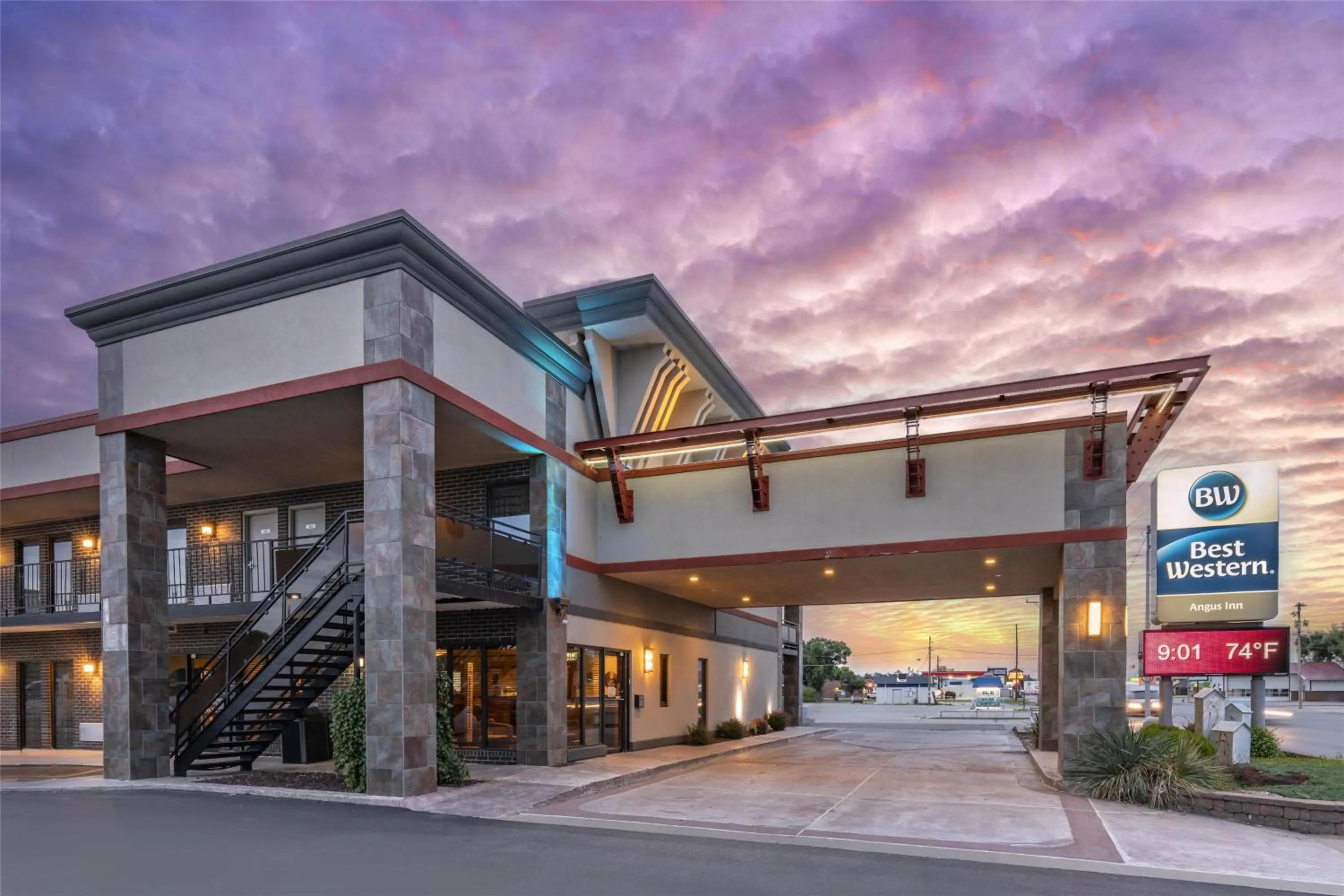 Property building in Best Western Angus Inn