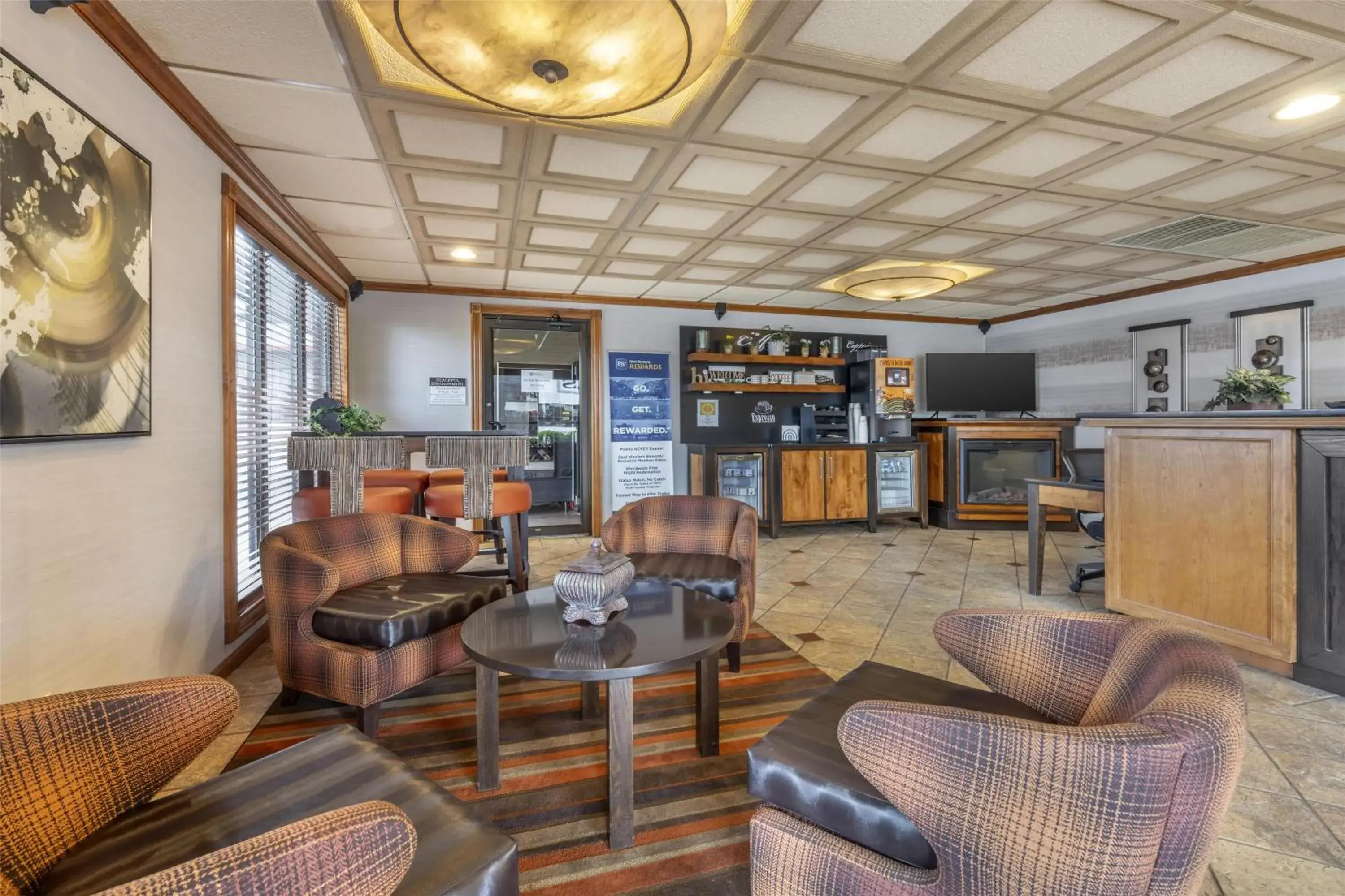 Lobby or reception in Best Western Angus Inn Lobby or reception in Best Western Angus Inn