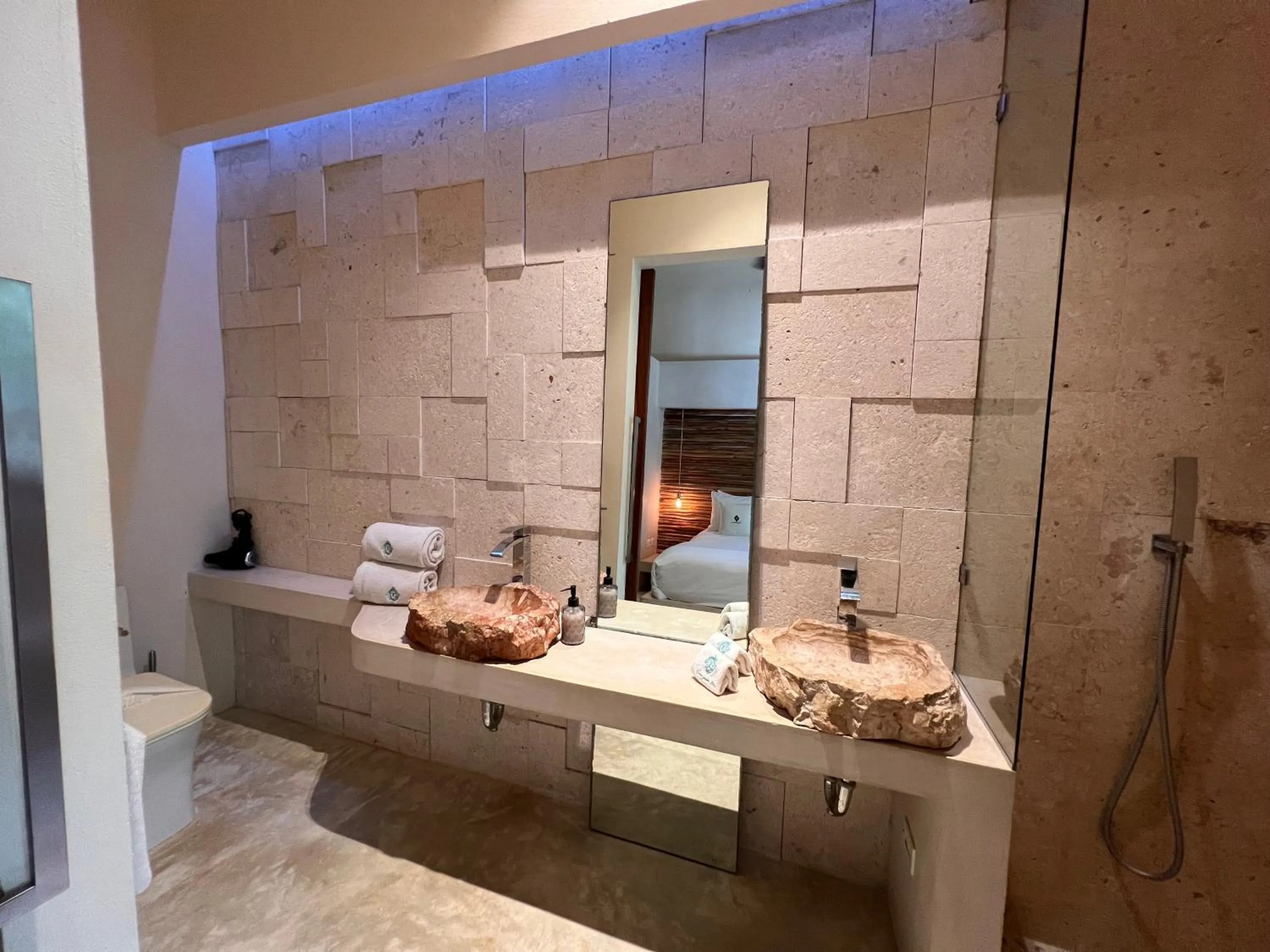 Bathroom in Casa Punta Coco & Beach Club