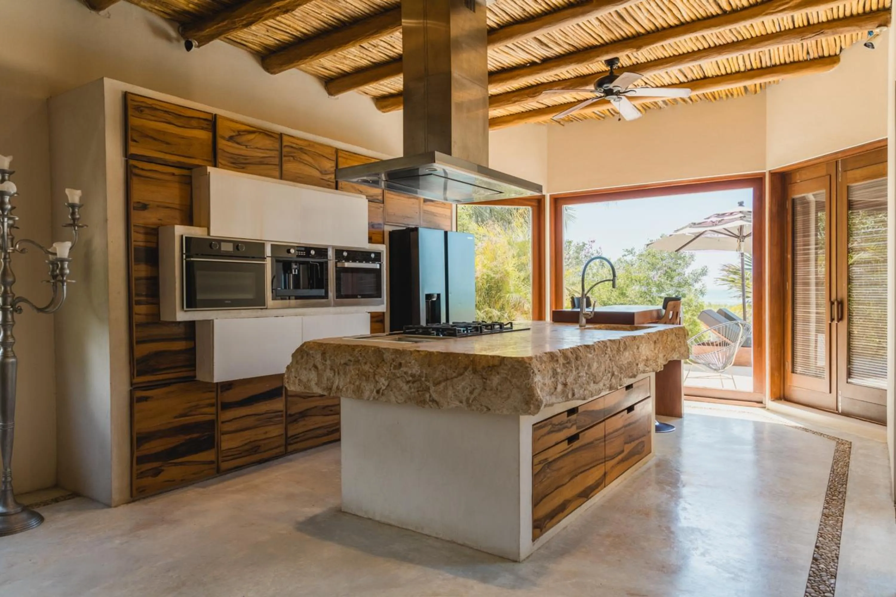 Restaurant/places to eat in Casa Punta Coco & Beach Club