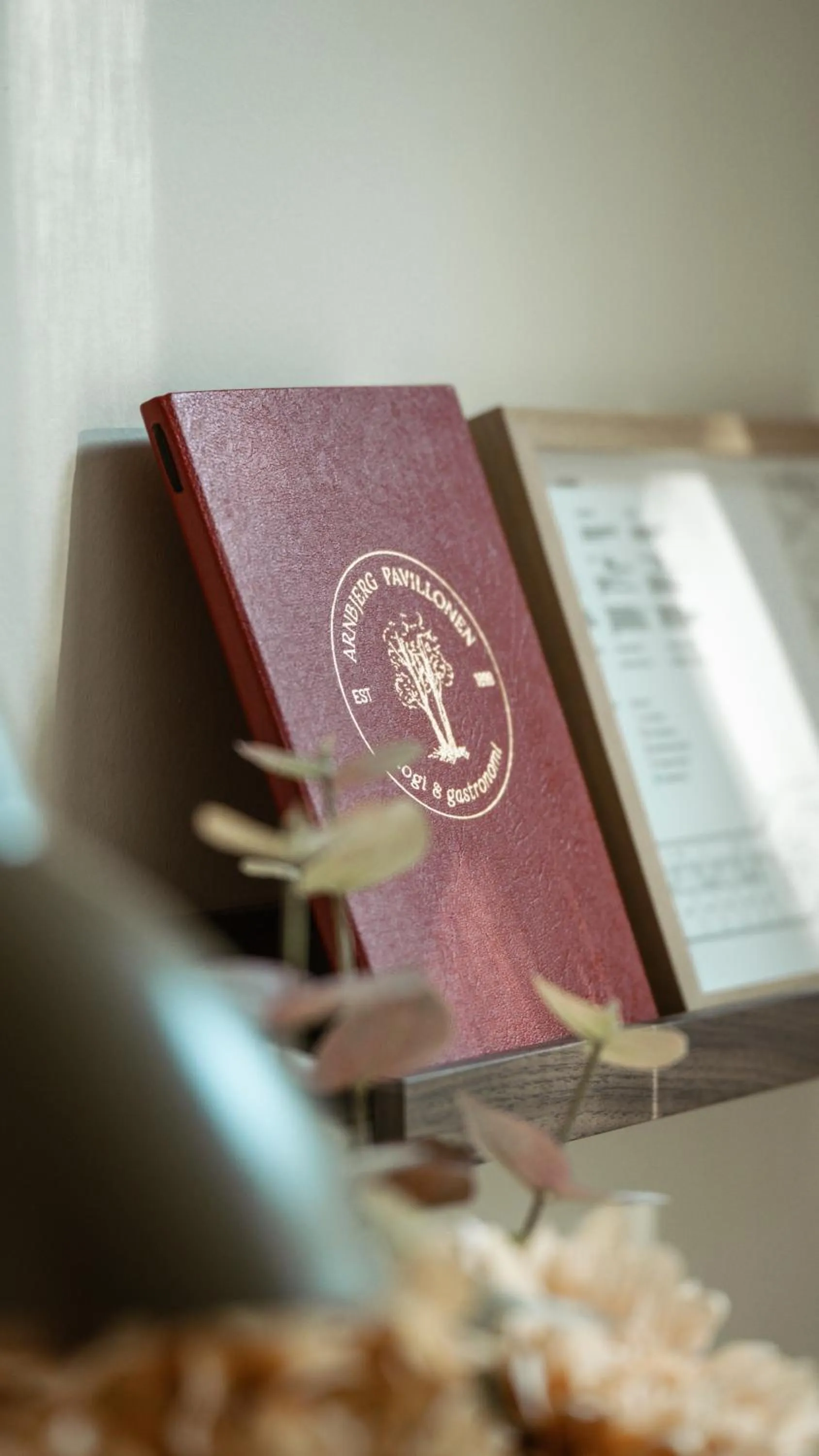 Logo/Certificate/Sign in Arnbjerg Pavillonen