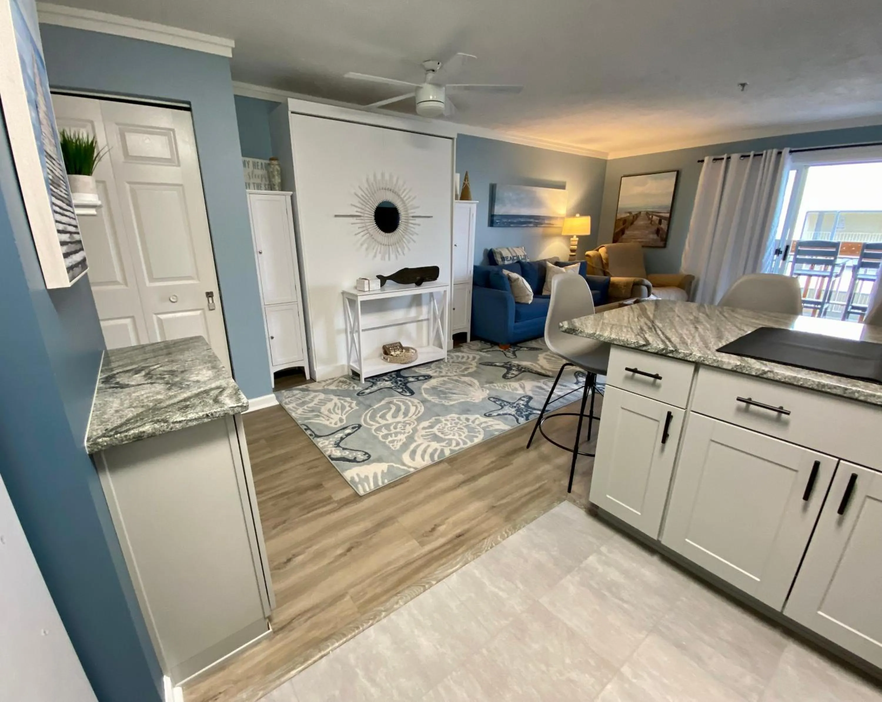 Marylander Condominiums, 90 steps from the beach