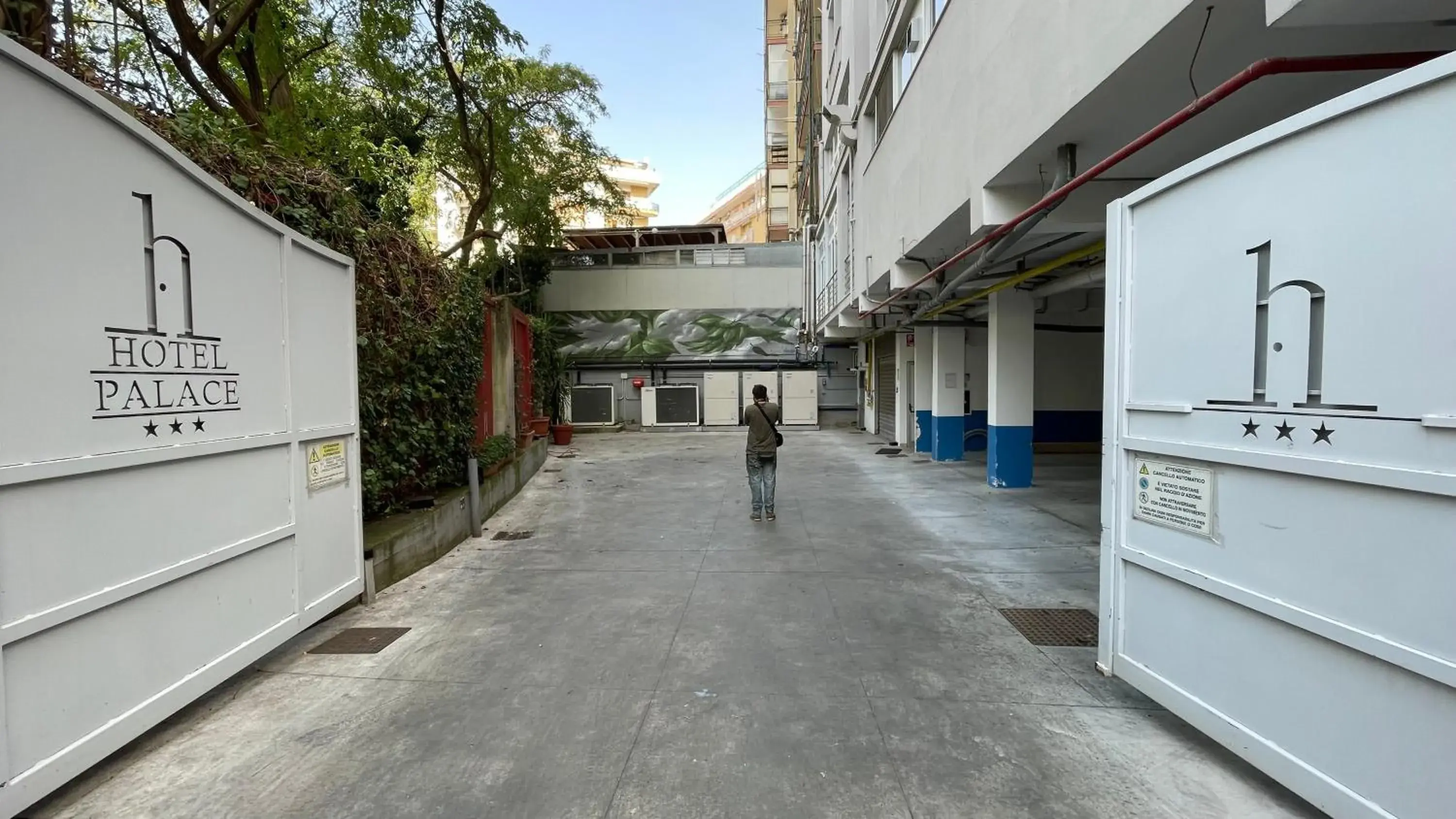 Property building in Hotel Palace Property building in Hotel Palace