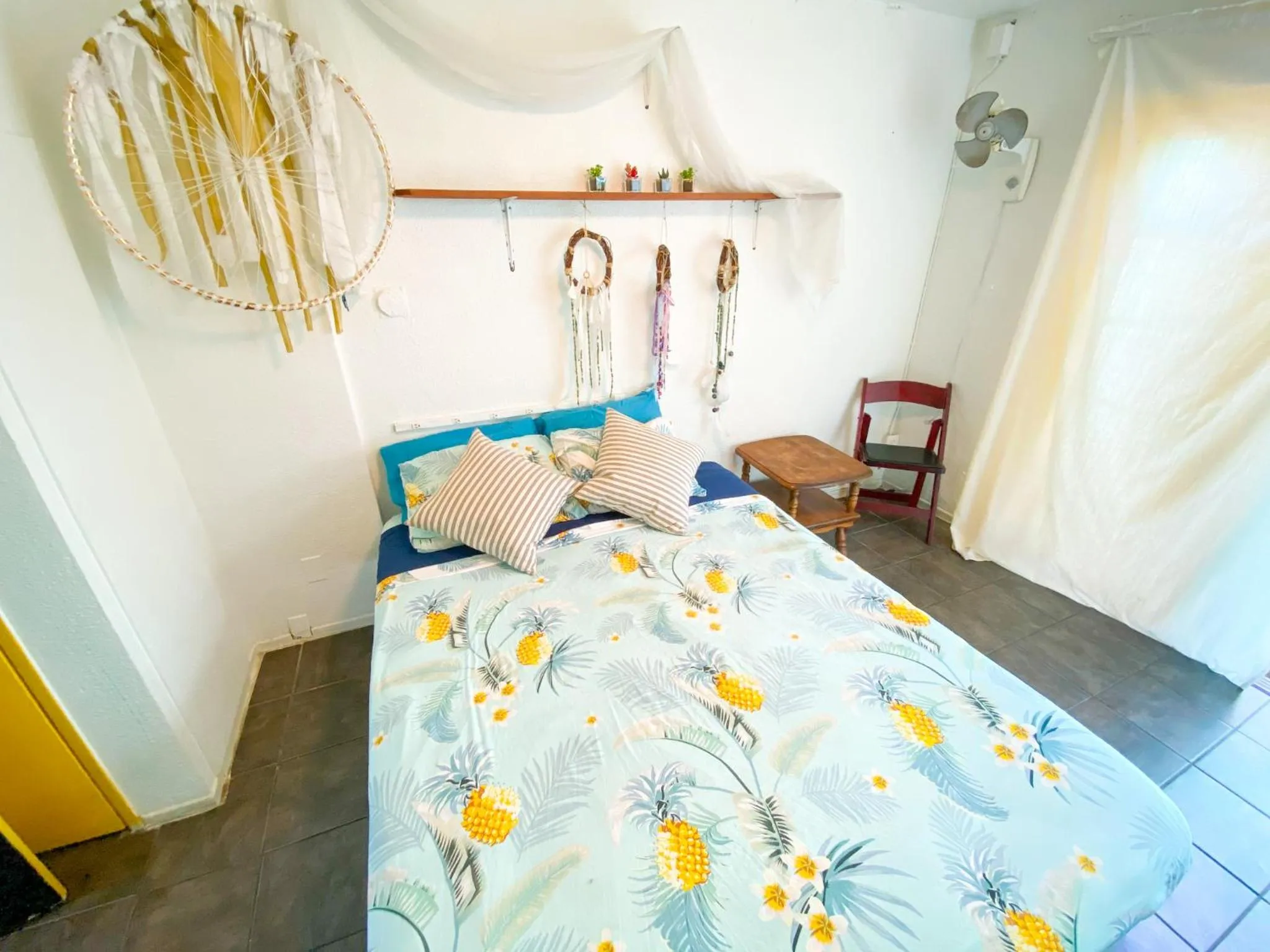 Bedroom, Bed in ITH San Diego Beach Bungalow Surf Hostel