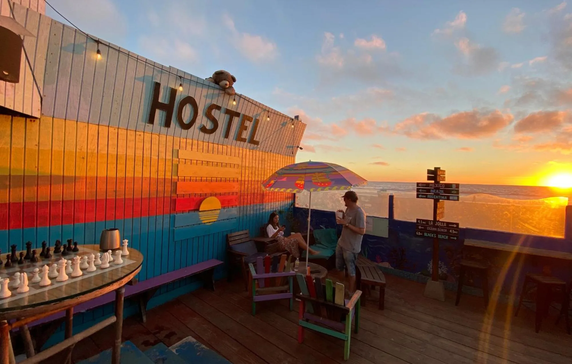 Patio in ITH San Diego Beach Bungalow Surf Hostel