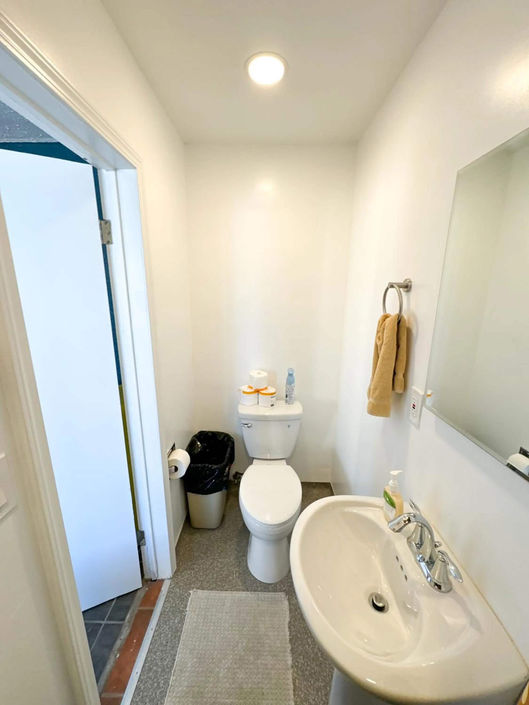 Toilet in ITH San Diego Beach Bungalow Surf Hostel