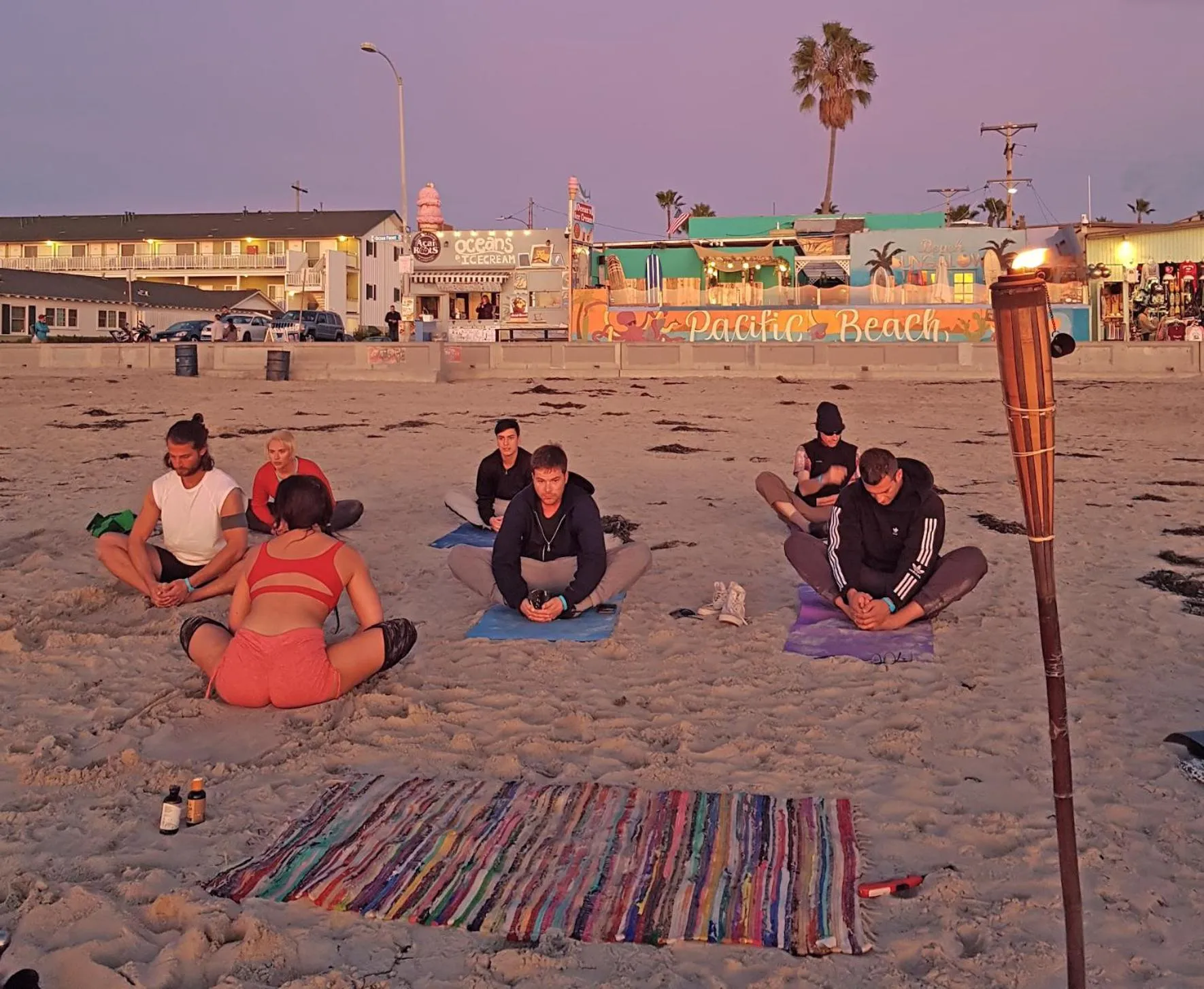 Sports in ITH San Diego Beach Bungalow Surf Hostel