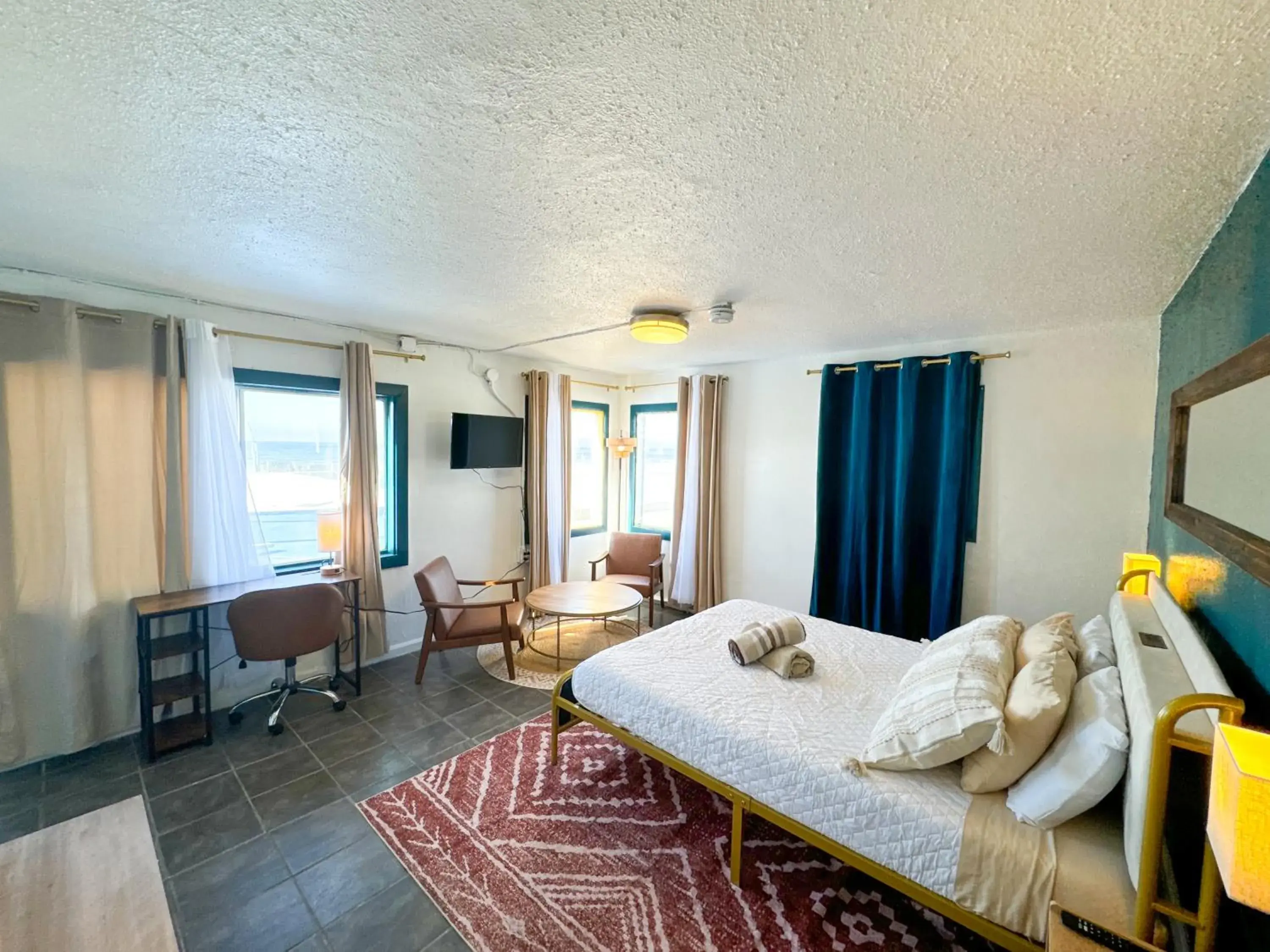 Bedroom, Bed in ITH San Diego Beach Bungalow Surf Hostel Bedroom, Bed in ITH San Diego Beach Bungalow Surf Hostel