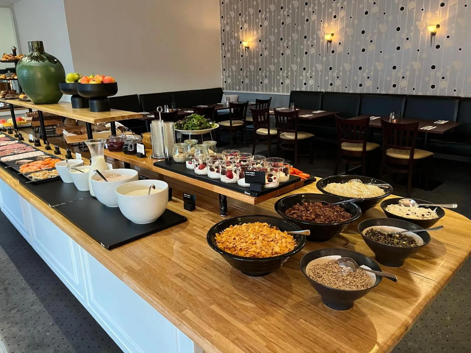 Restaurant/places to eat in ProfilHotels Mercur