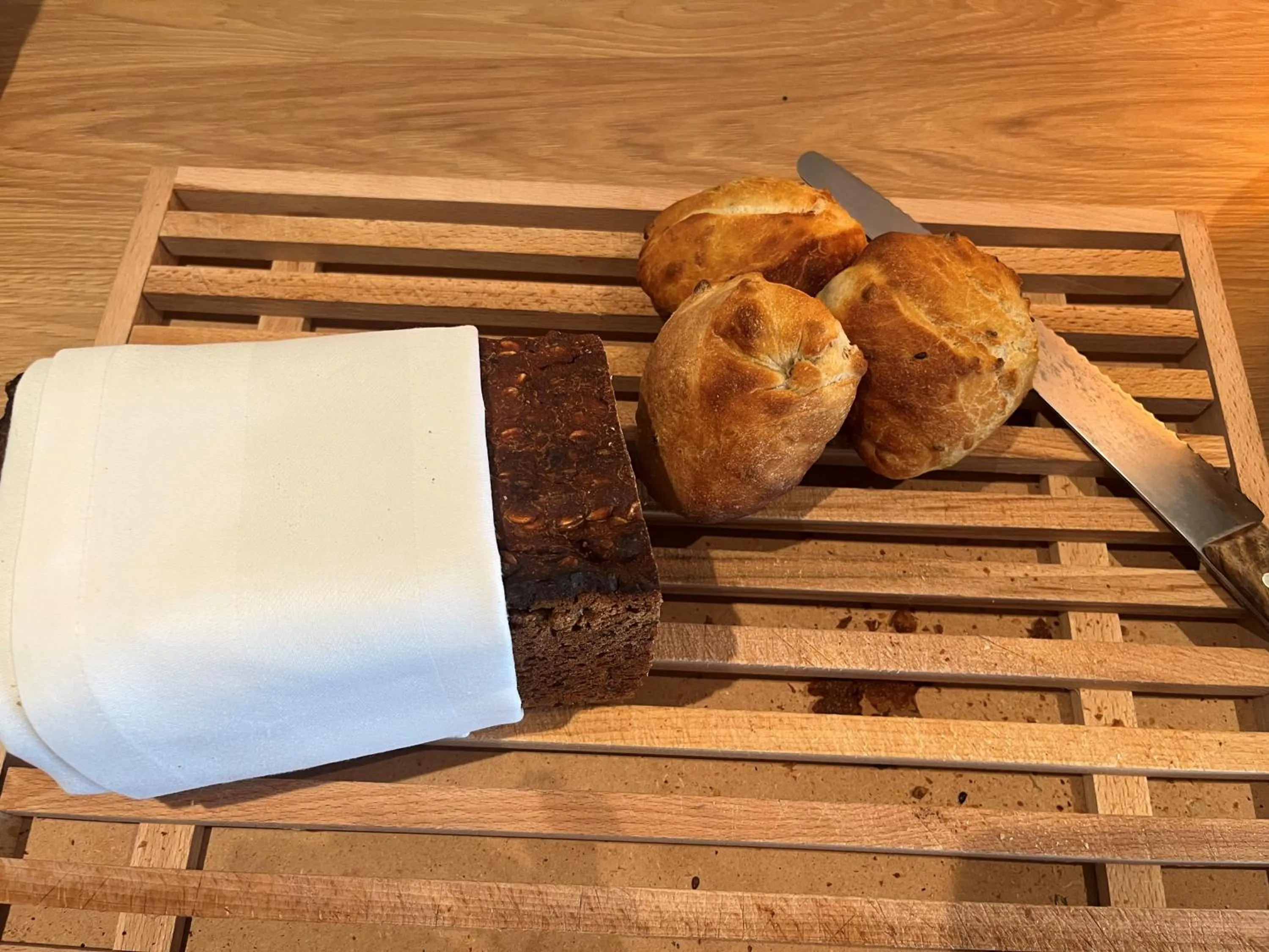 Food in Sixtus Sinatur Hotel & Konference