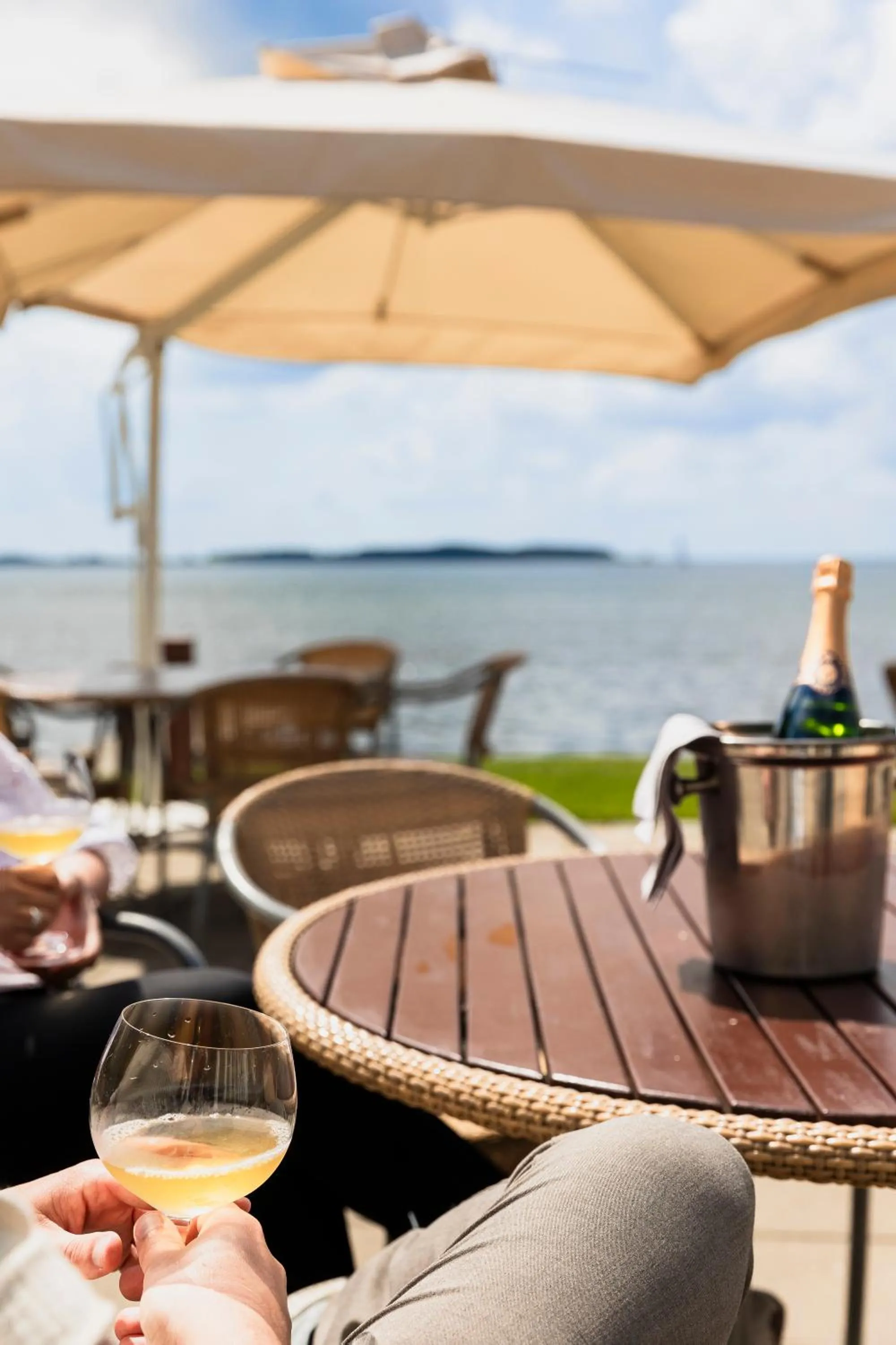 Balcony/Terrace in Sixtus Sinatur Hotel & Konference