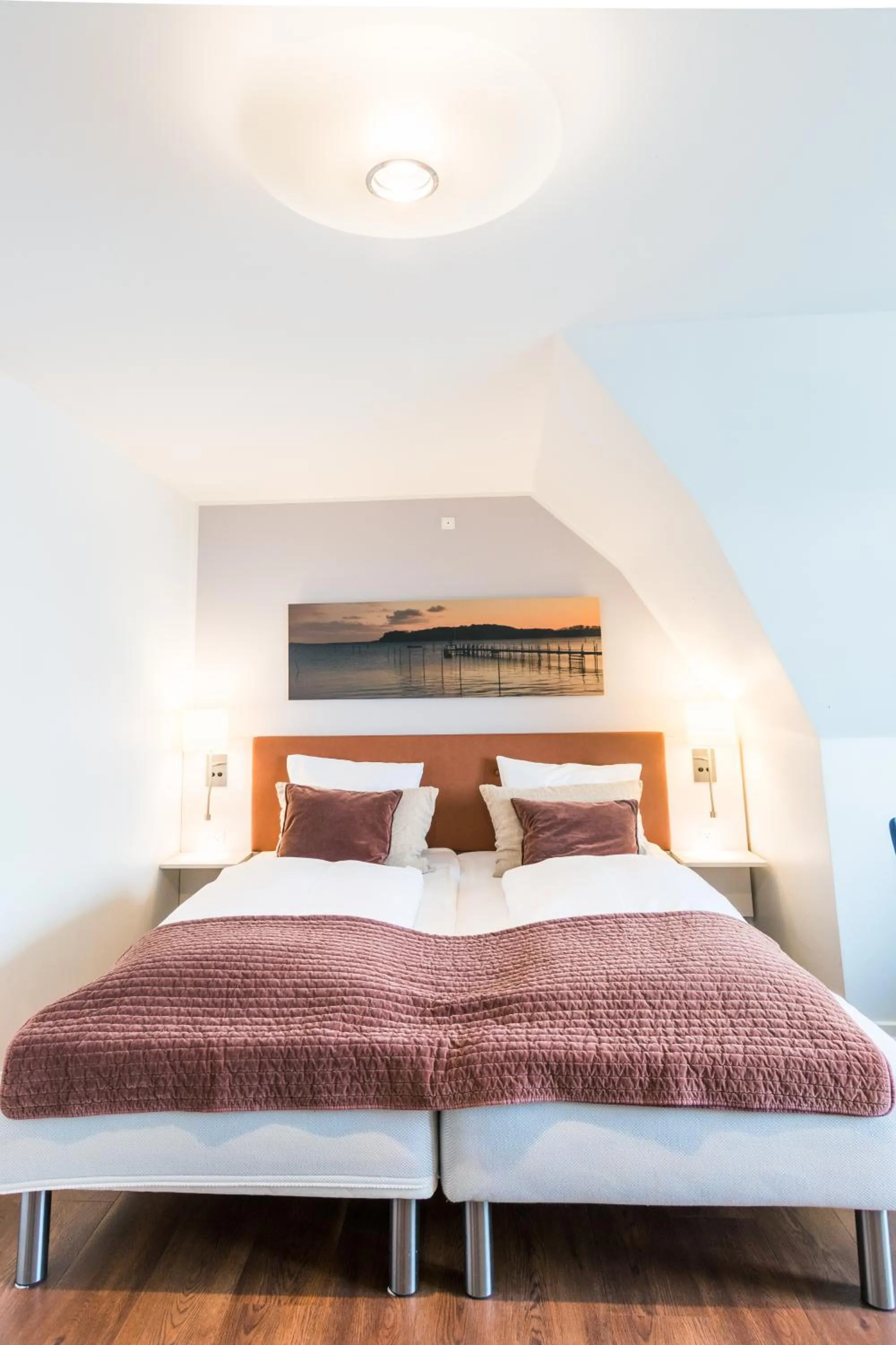 Bed in Sixtus Sinatur Hotel & Konference