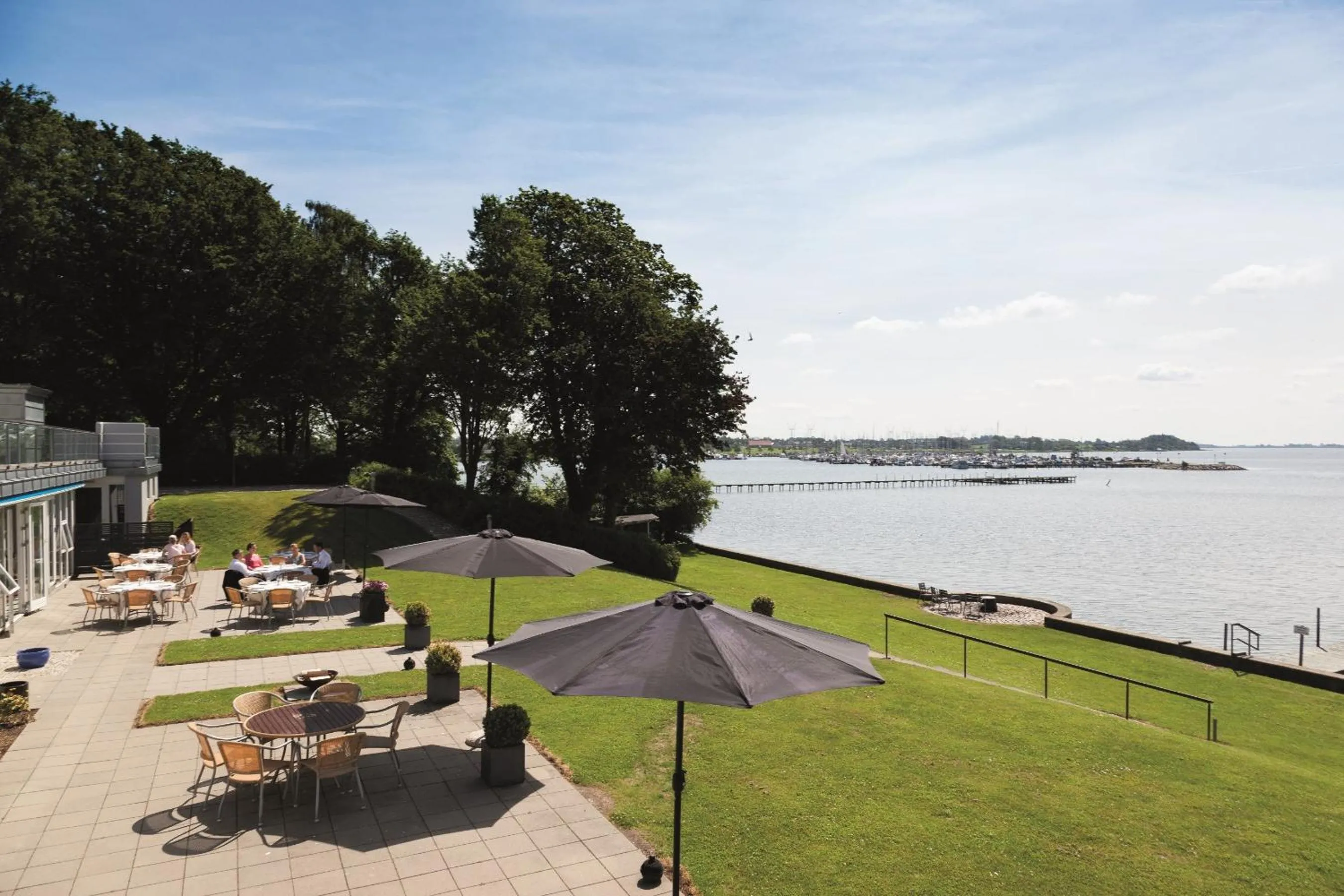 Balcony/Terrace in Sixtus Sinatur Hotel & Konference