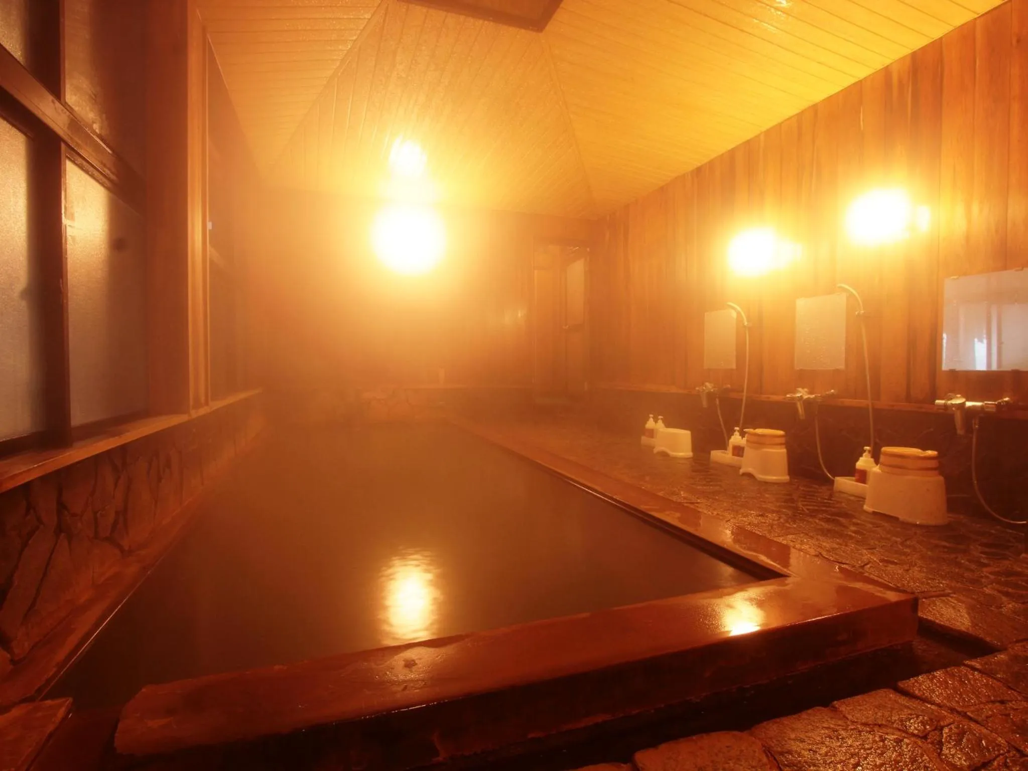 Hot Spring Bath in Yunohirakan