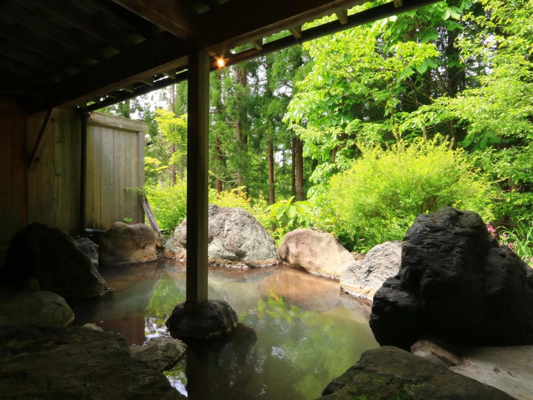 Hot Spring Bath in Yunohirakan