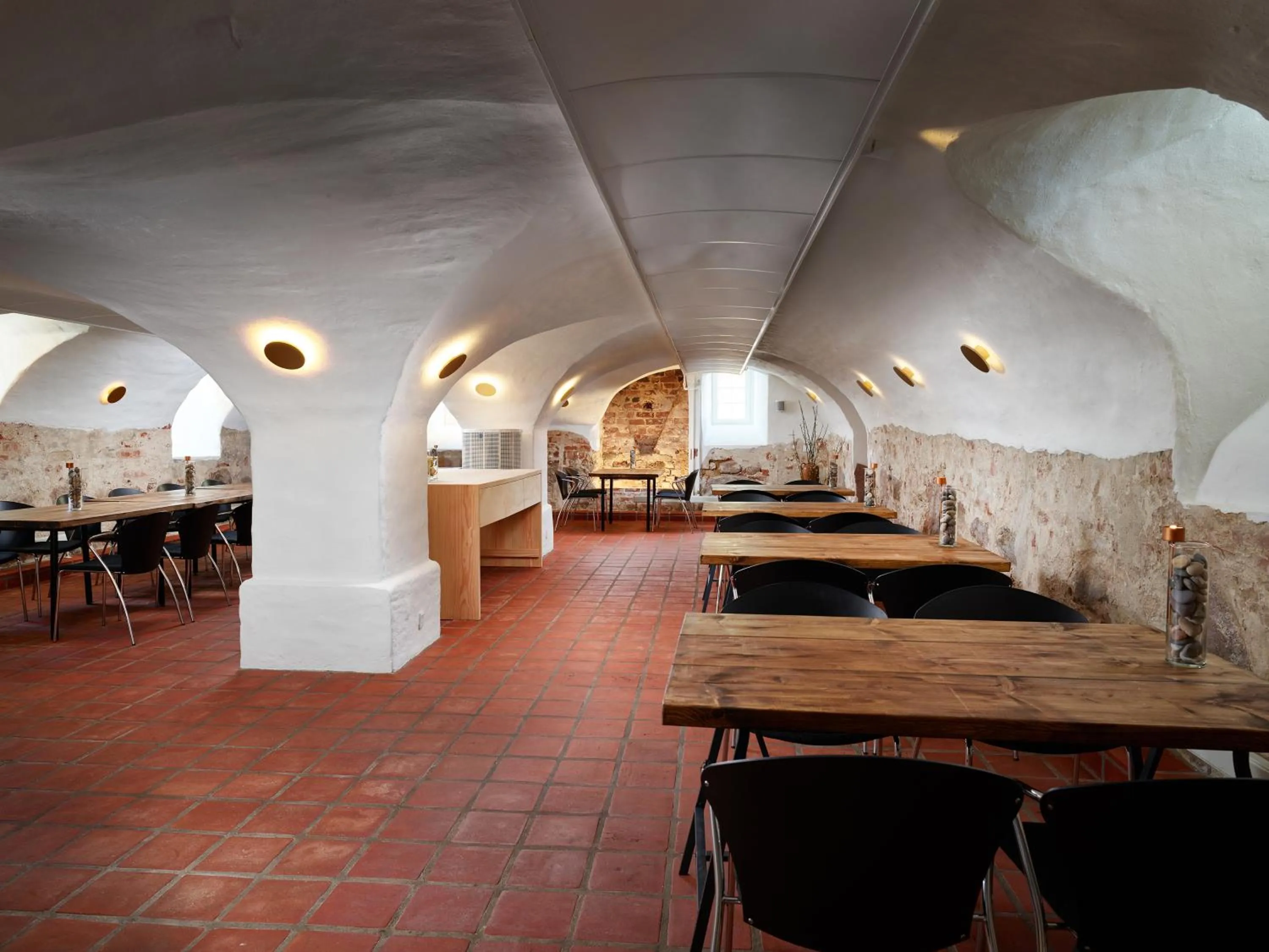 Restaurant/places to eat in Haraldskær Sinatur Hotel & Konference