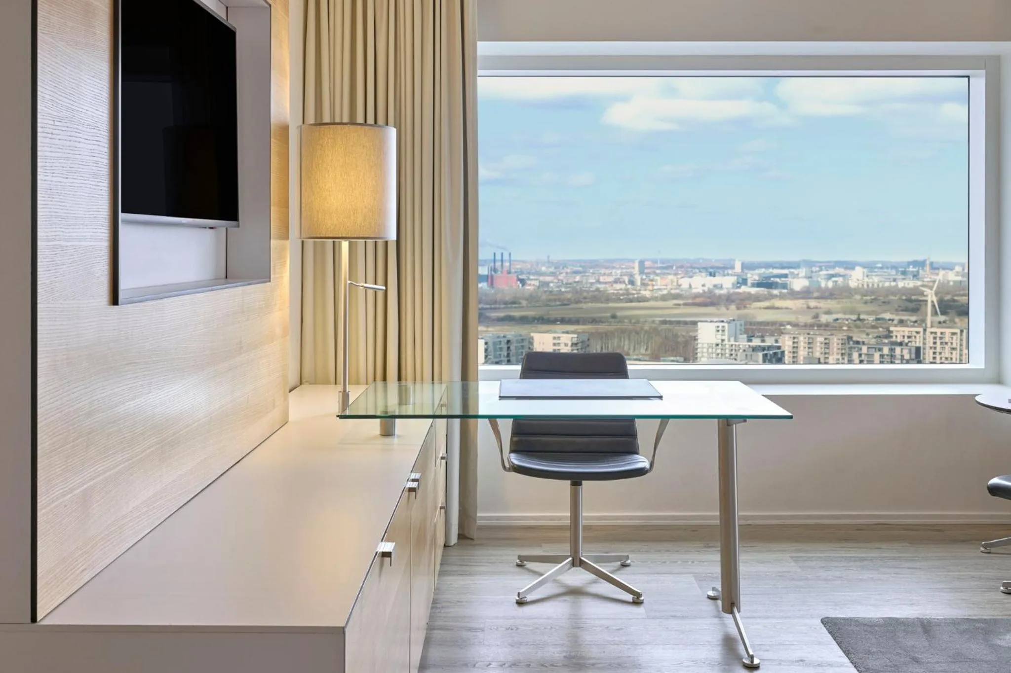 Photo of the whole room in Crowne Plaza Copenhagen Towers by IHG