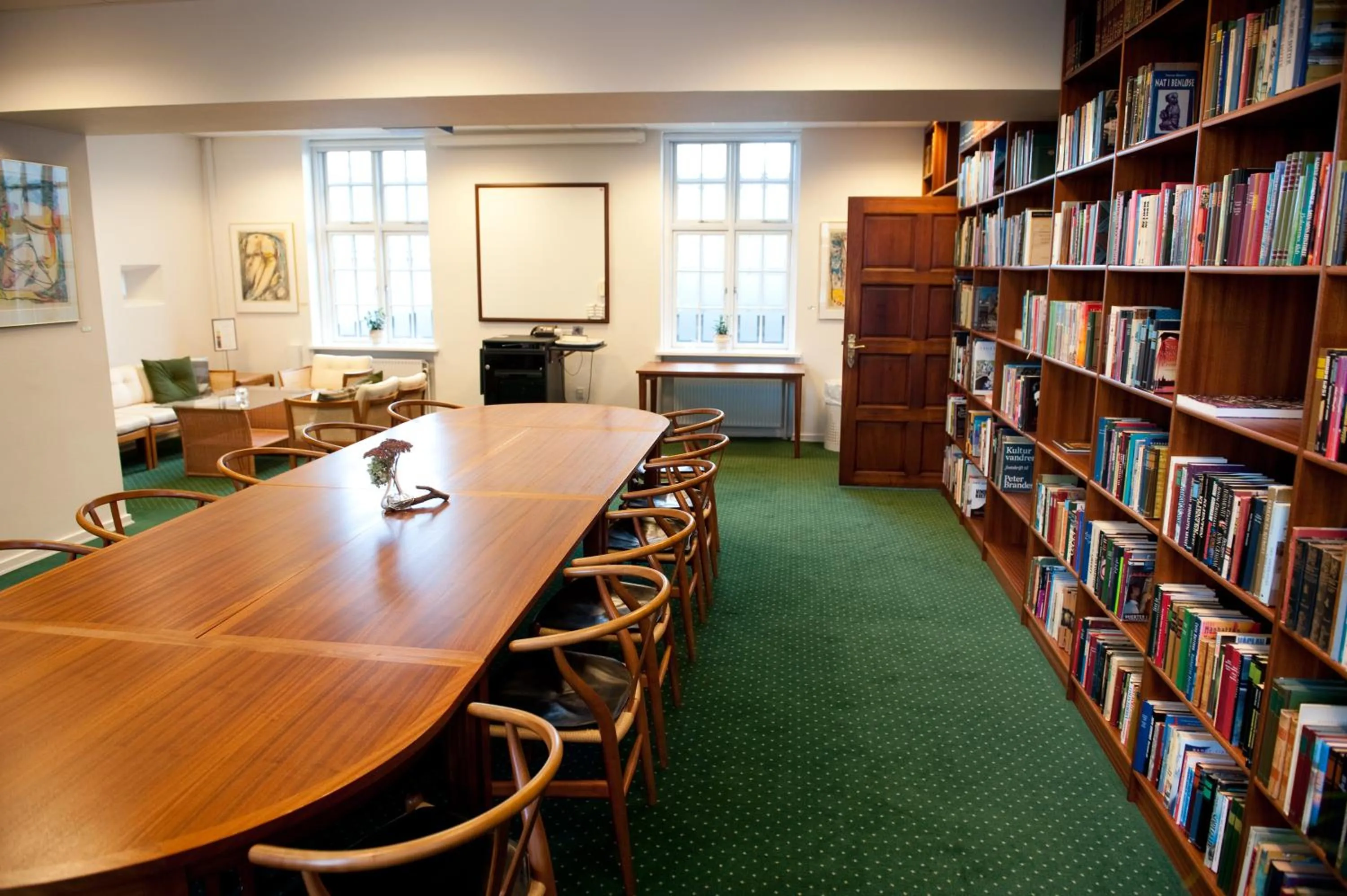Library in Gl Skovridergaard