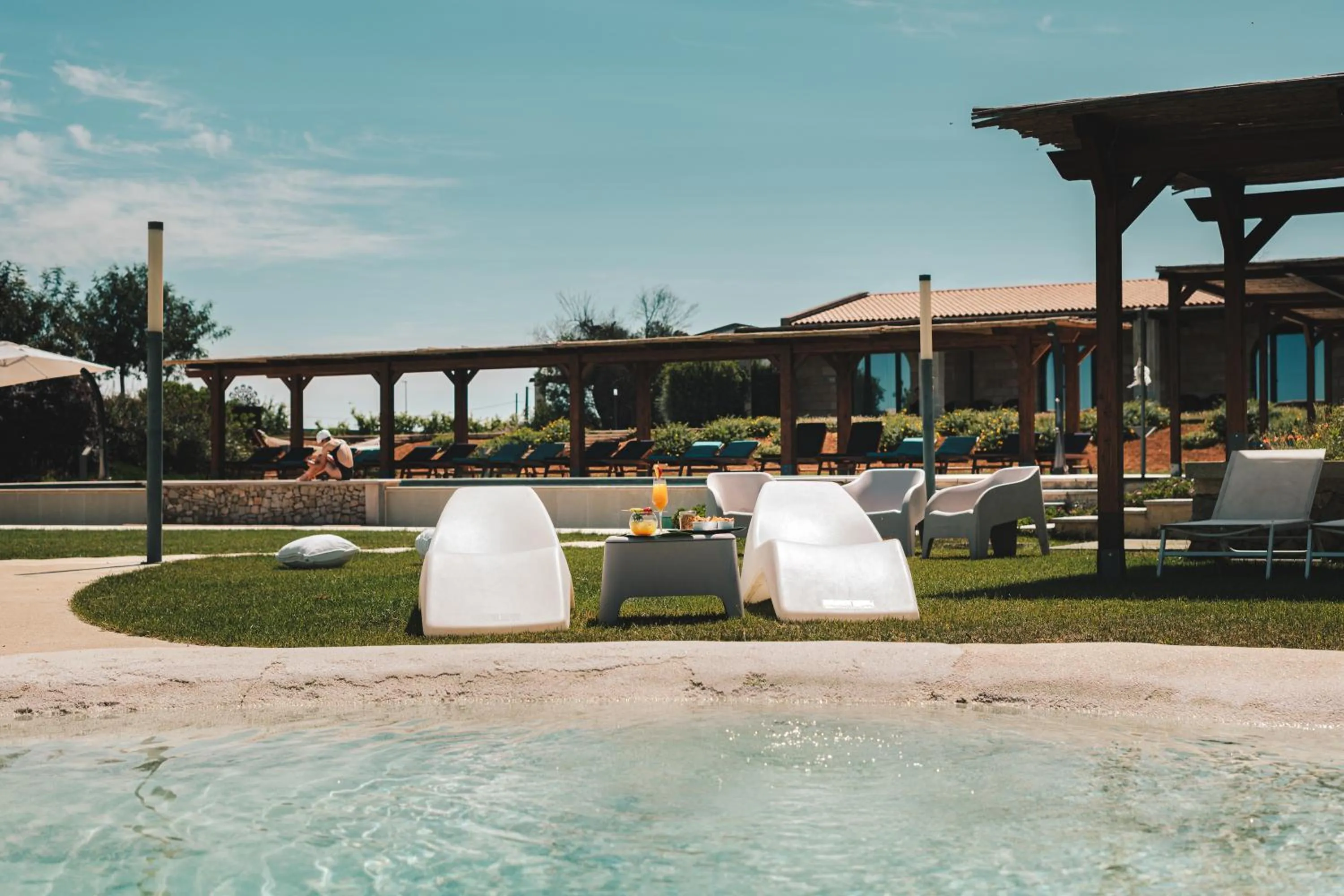 Swimming pool in Masseria Stali, The Originals Relais