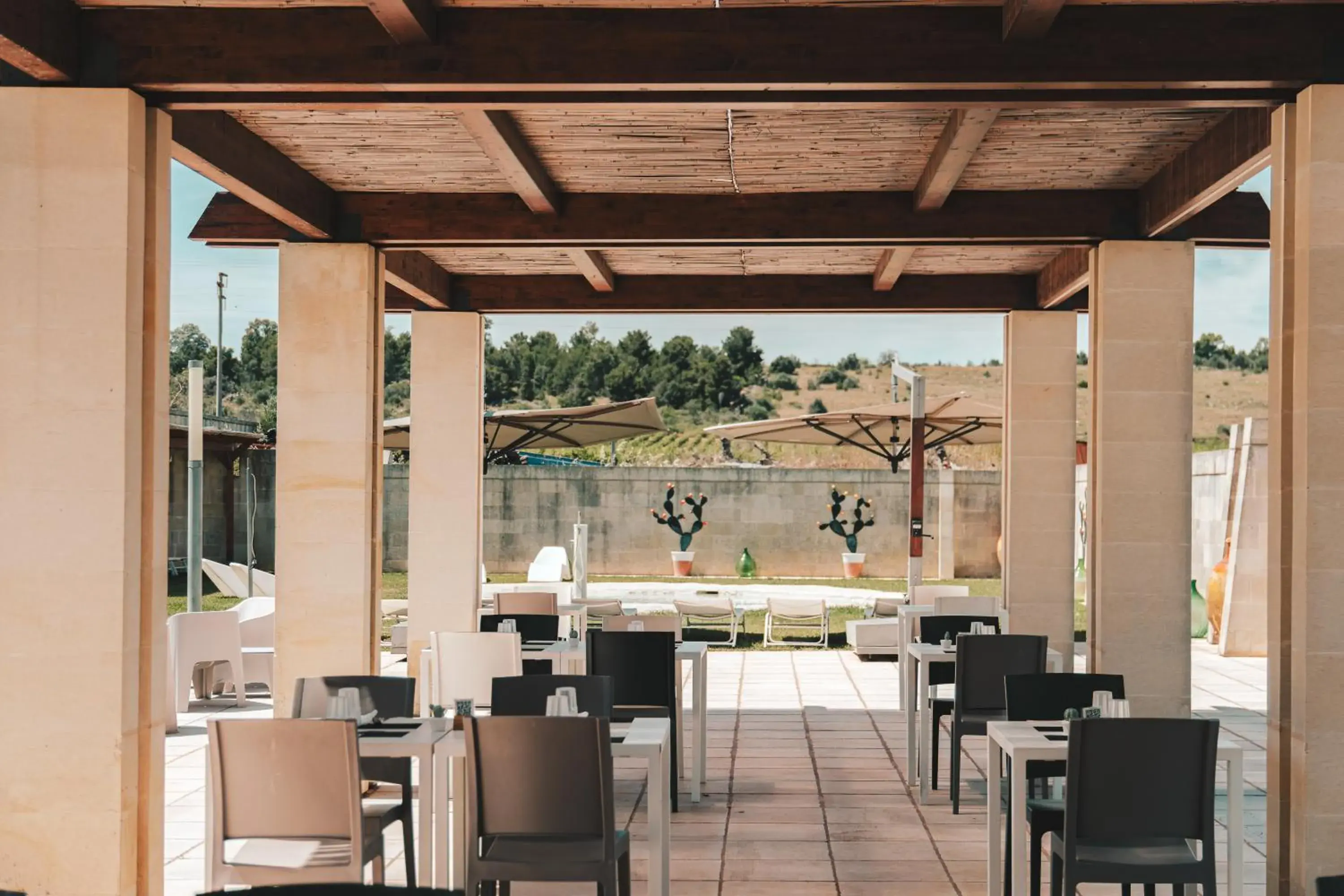 Restaurant/places to eat in Masseria Stali, The Originals Relais Restaurant/places to eat in Masseria Stali, The Originals Relais