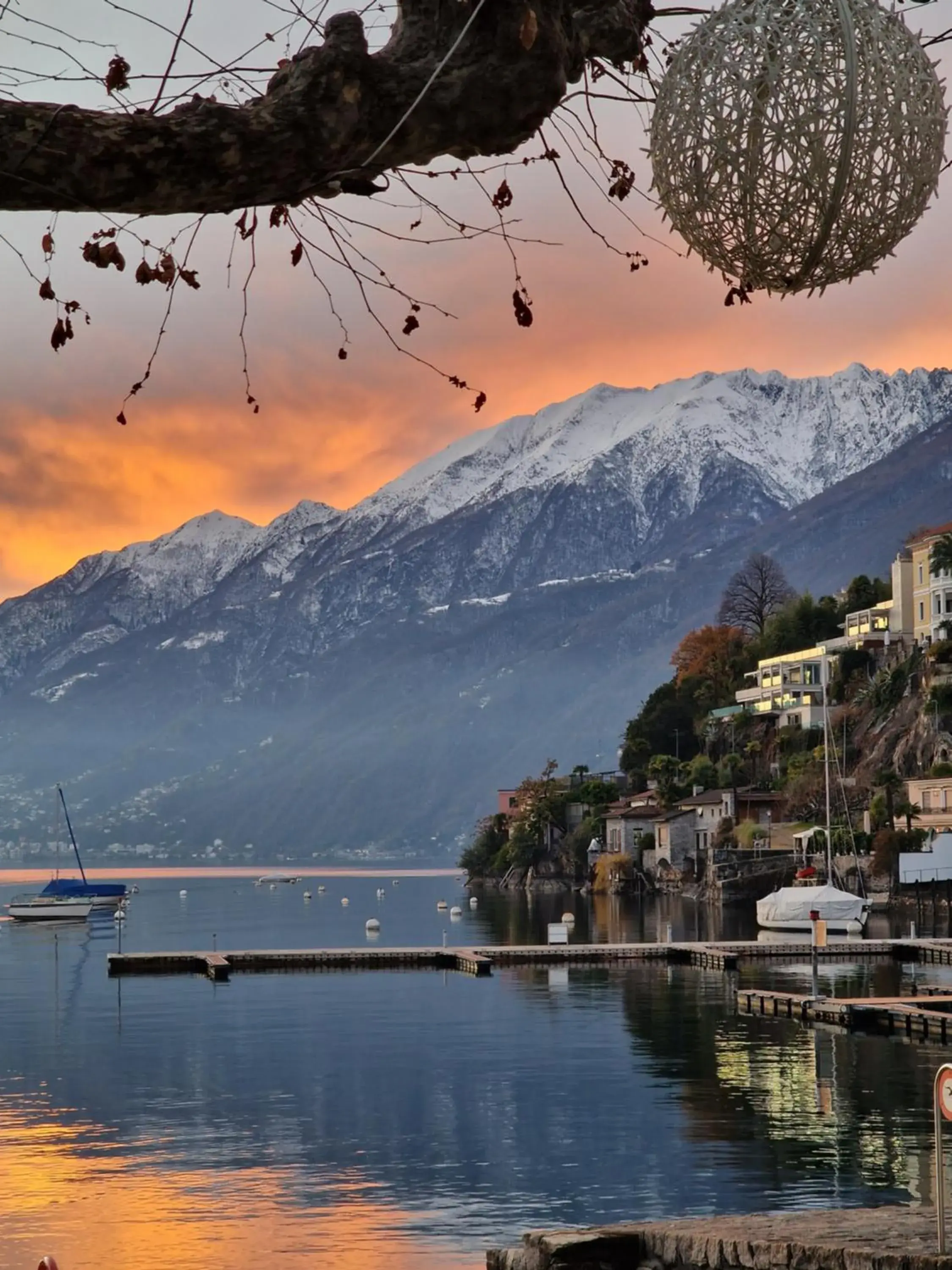 Lake view in Hotel Elvezia Ascona Lake view in Hotel Elvezia Ascona