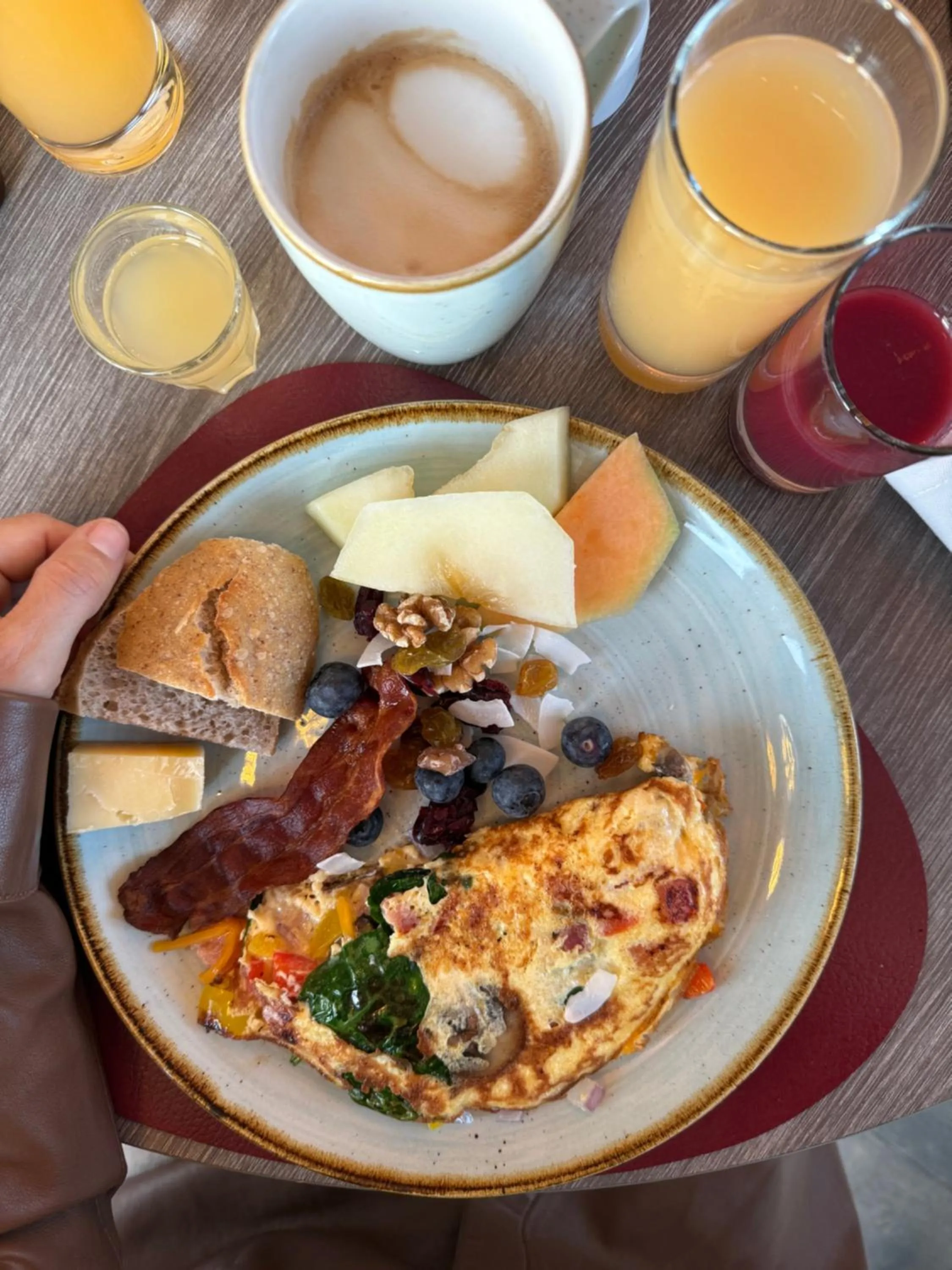 Breakfast in Tivoli Hotel