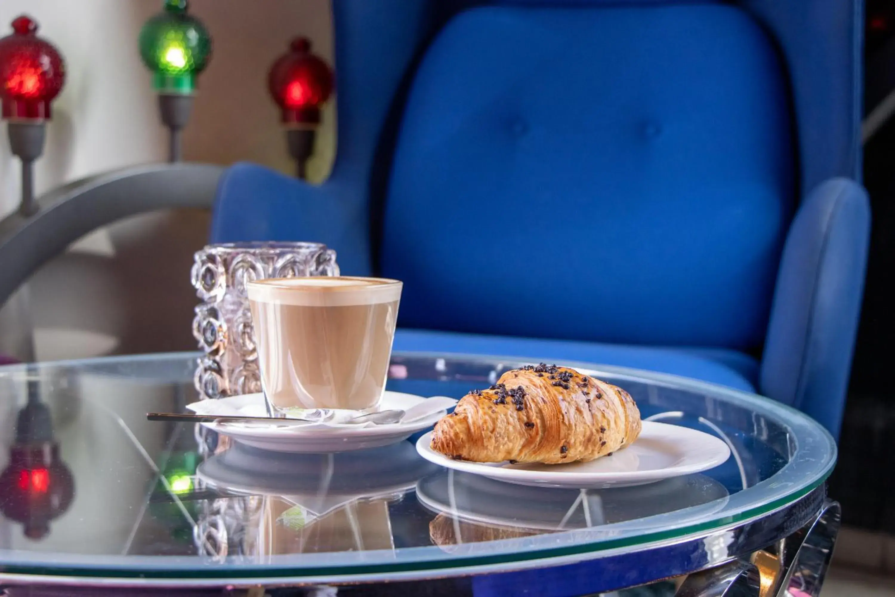 Food and drinks in Tivoli Hotel Food and drinks in Tivoli Hotel