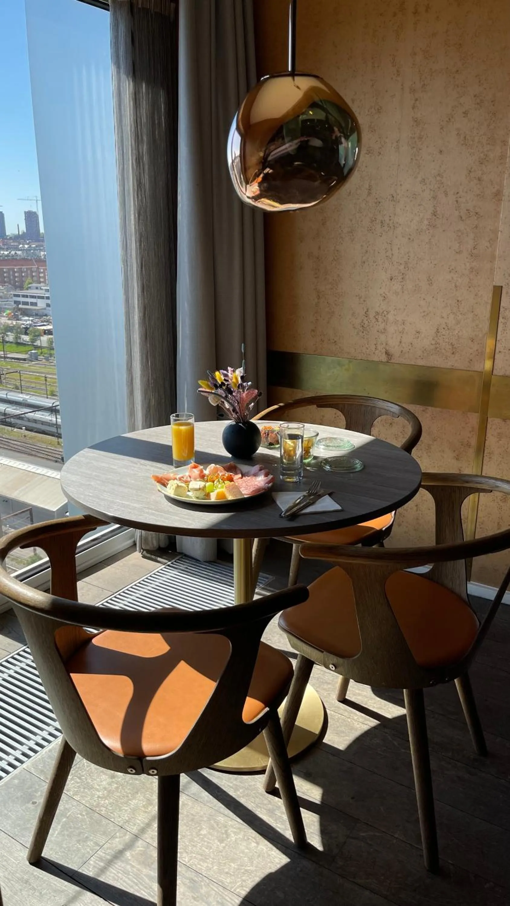 Lounge or bar in Tivoli Hotel