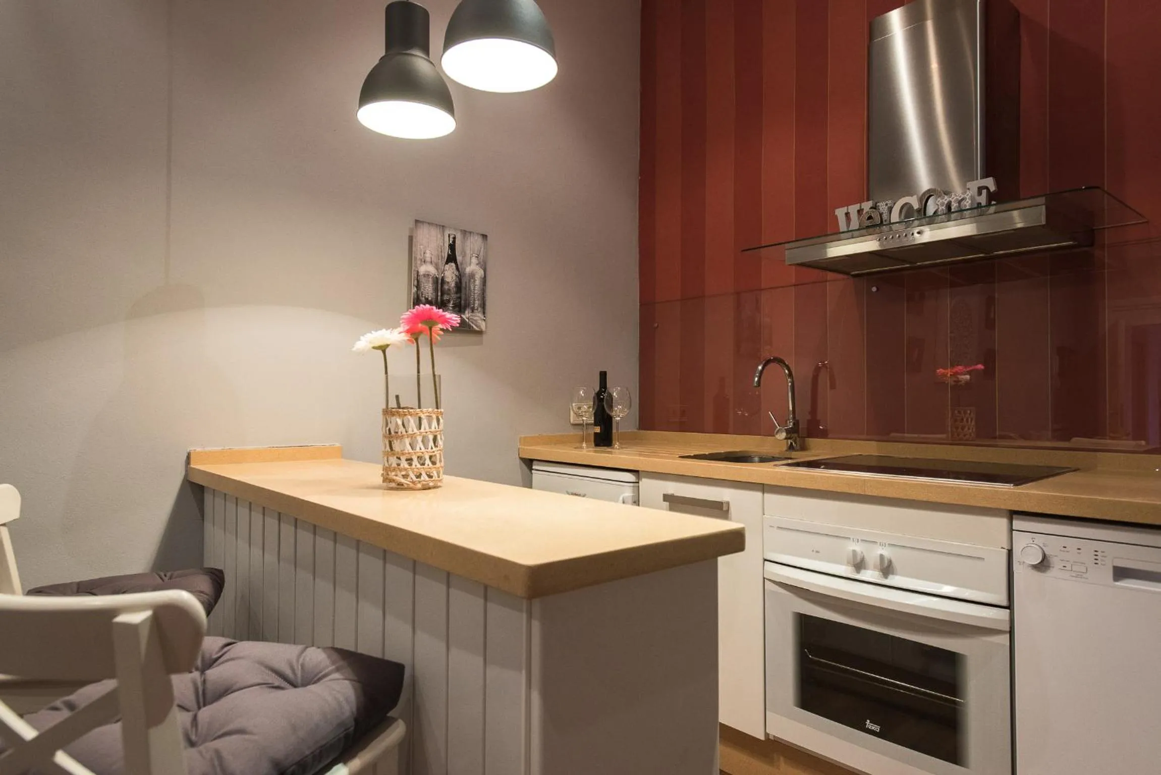 Kitchen or kitchenette in Divi Apartments Martínez Montañes