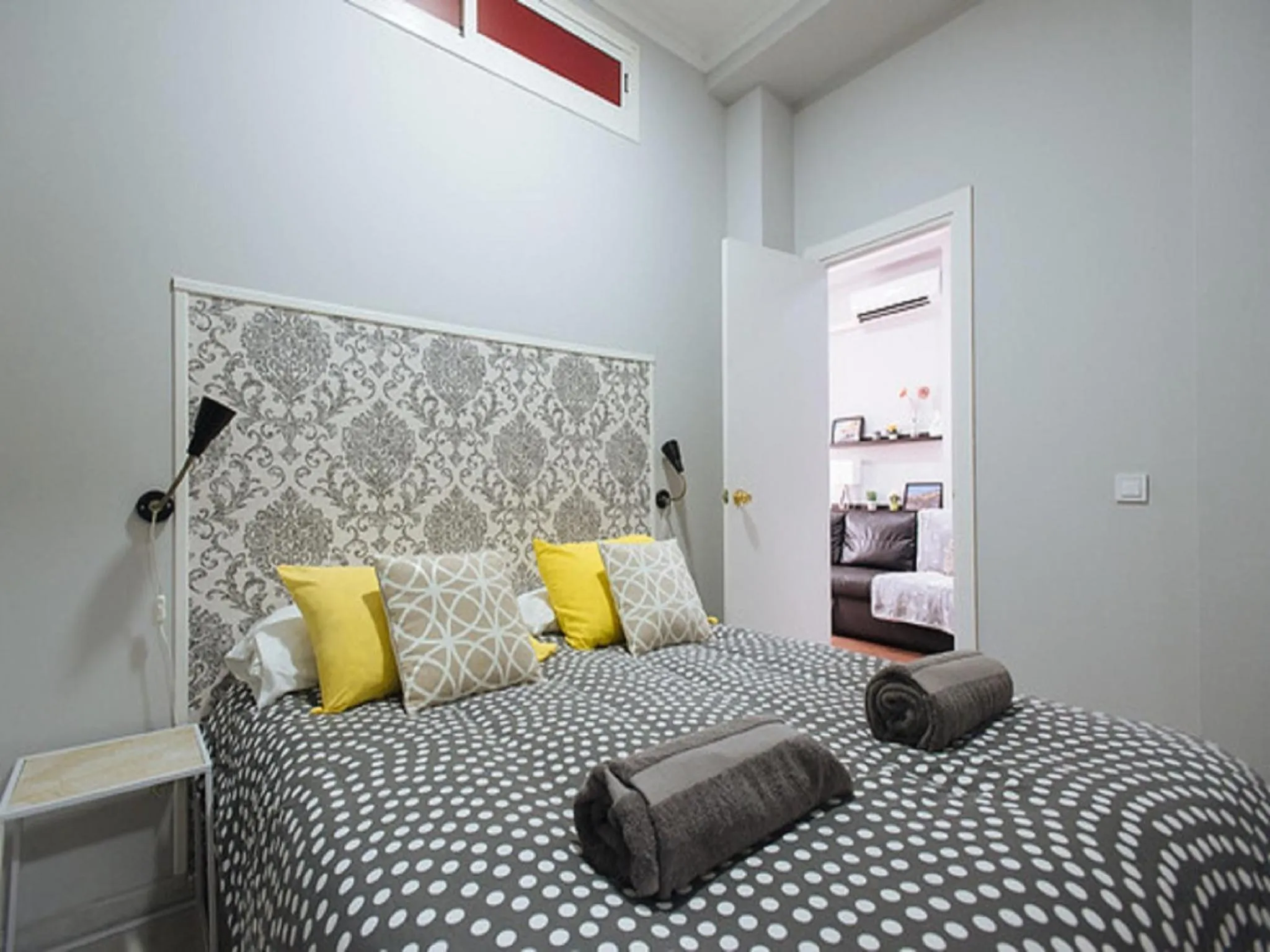 Bed in Divi Apartments Martínez Montañes