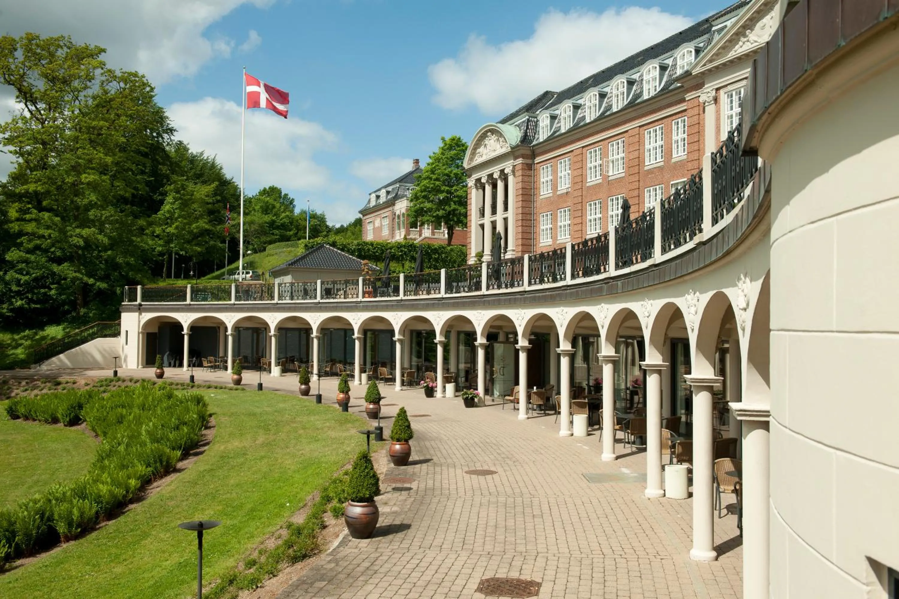 Facade/entrance in Hotel Koldingfjord
