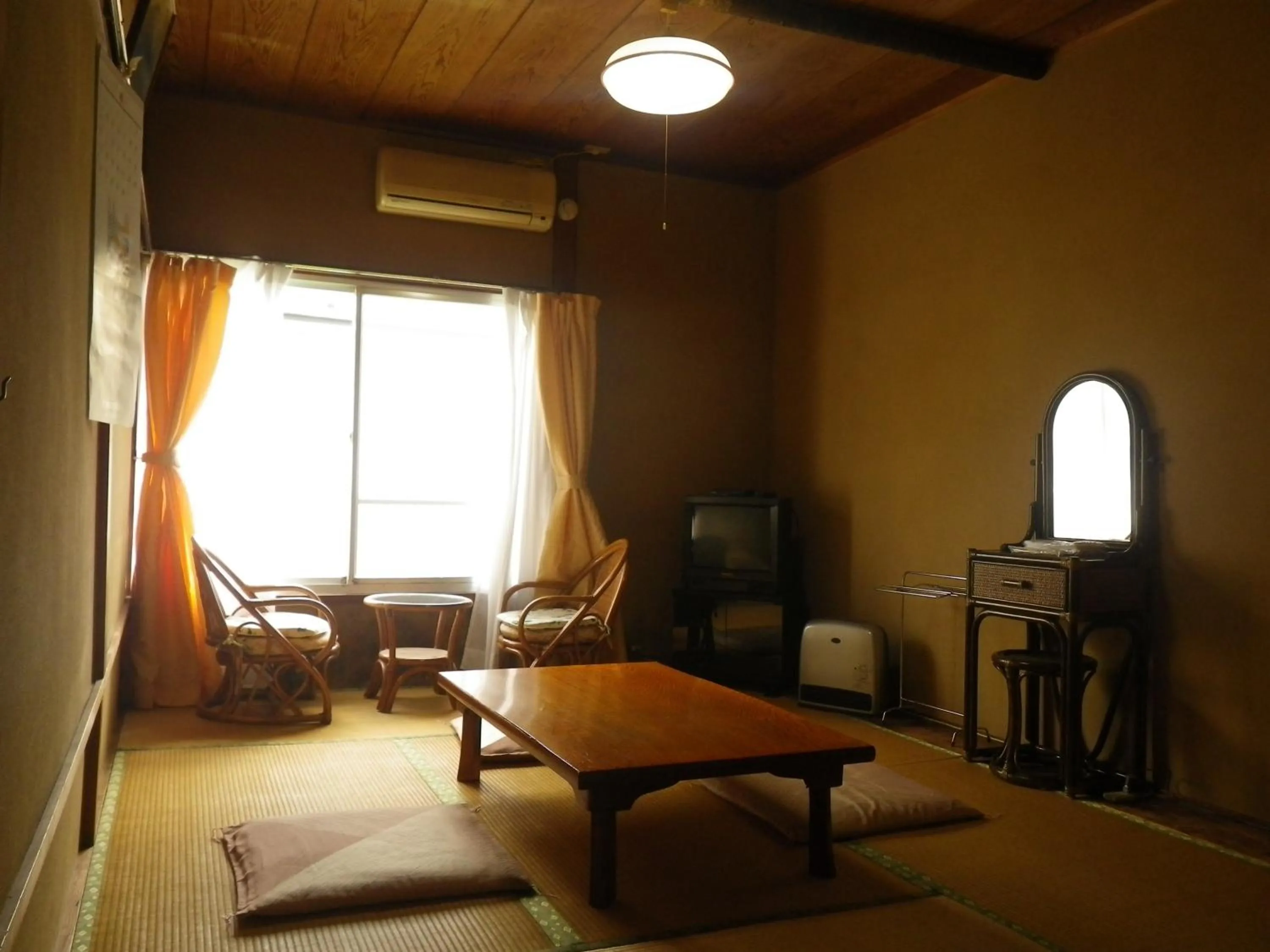 Photo of the whole room in Fukushimakan