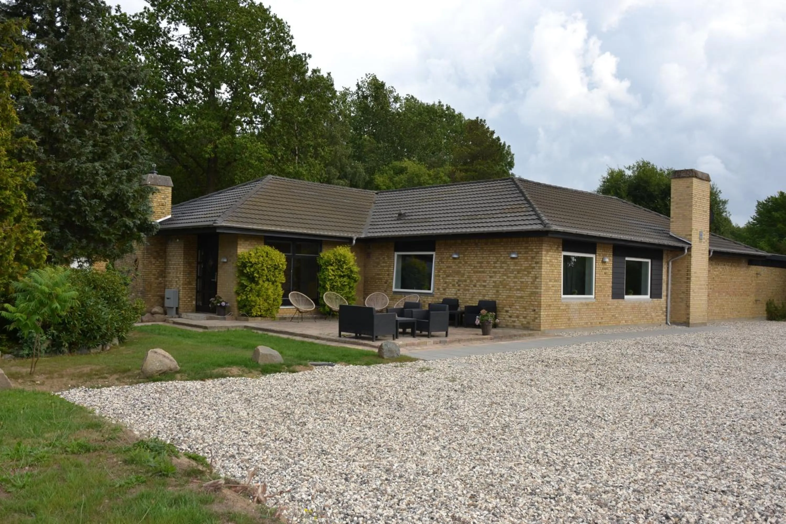 Property building in Dalby Hotel