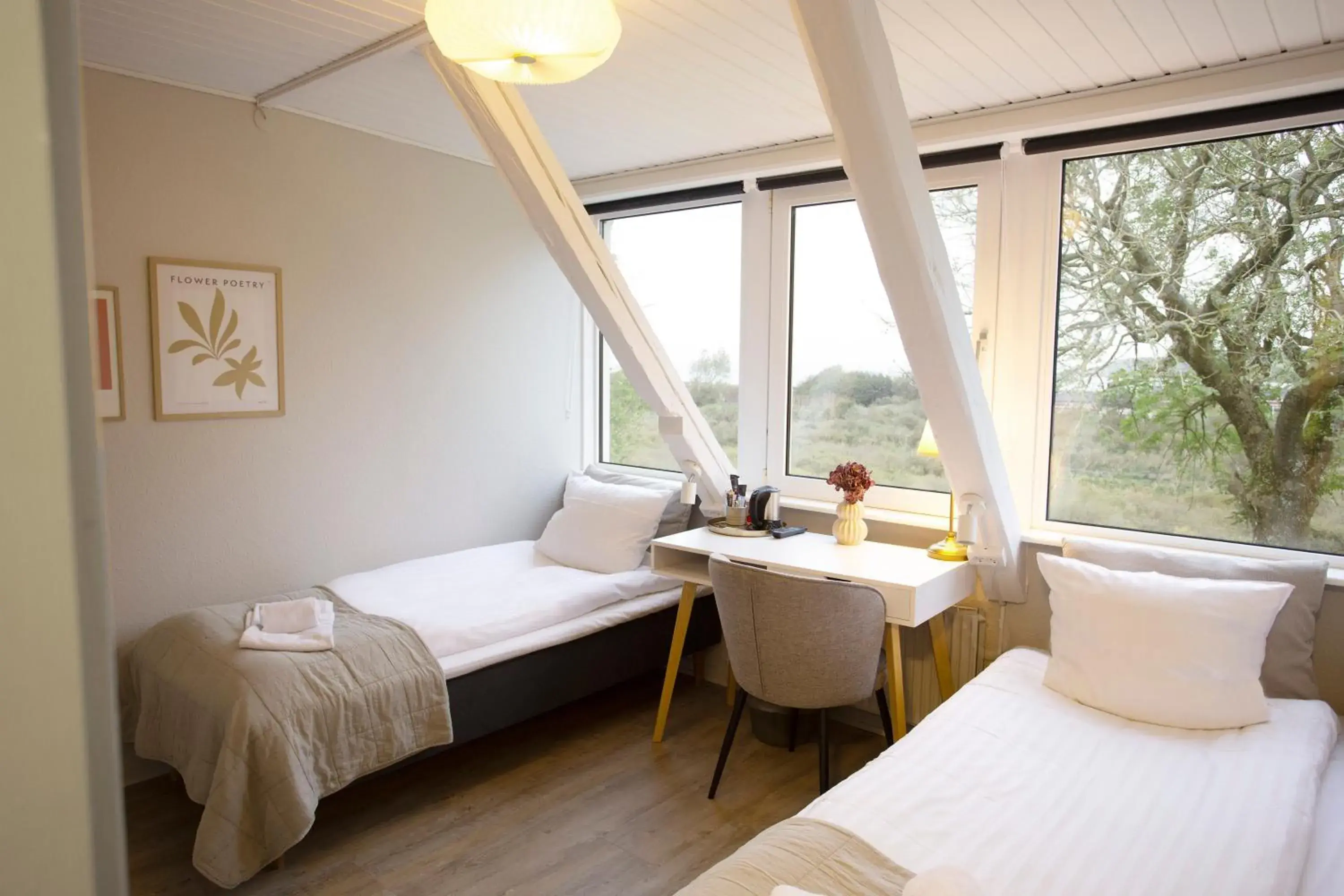 Twin Room - single occupancy in HotelVFjorden Twin Room - single occupancy in HotelVFjorden