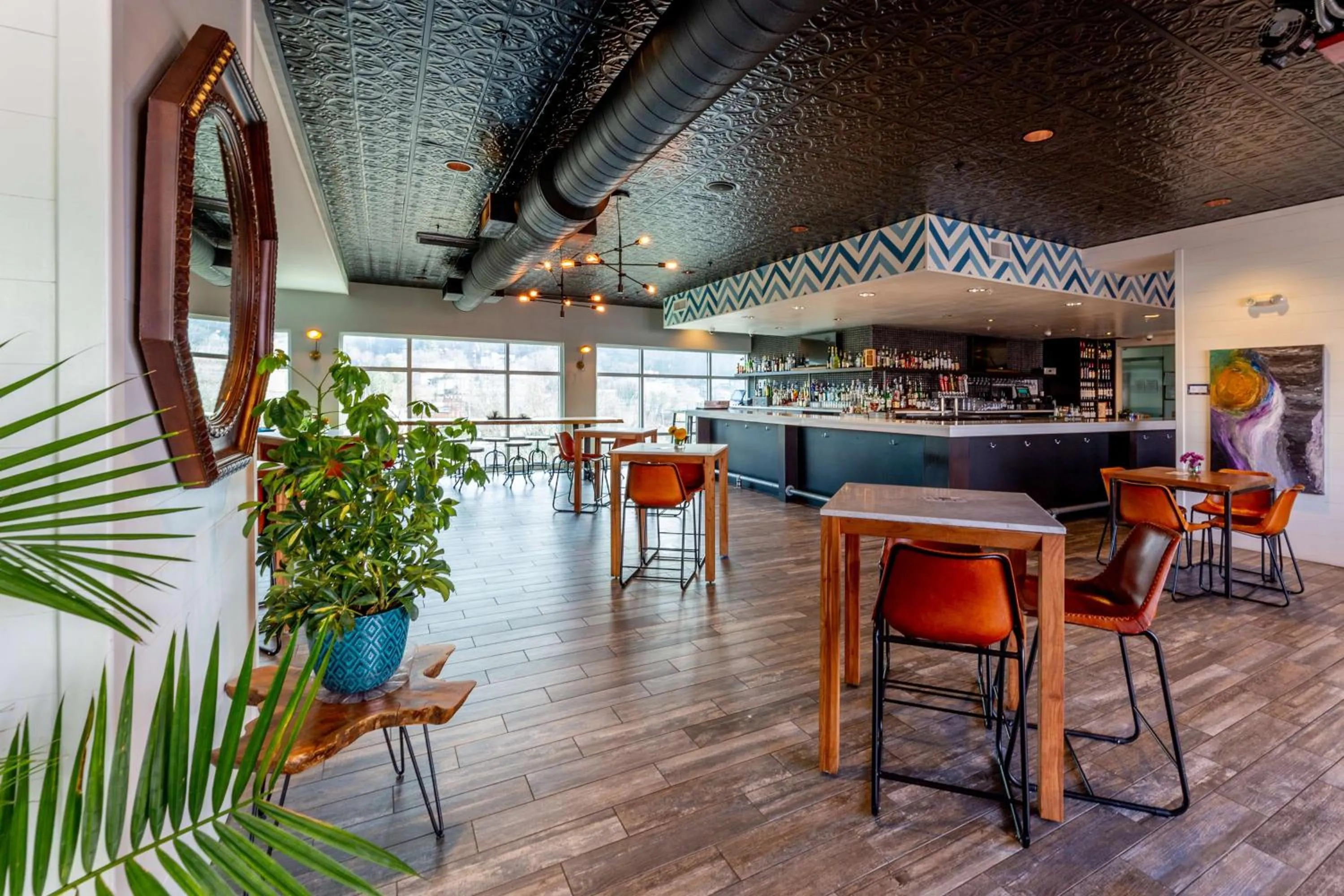 Lounge or bar in Hilton Garden Inn Asheville Downtown