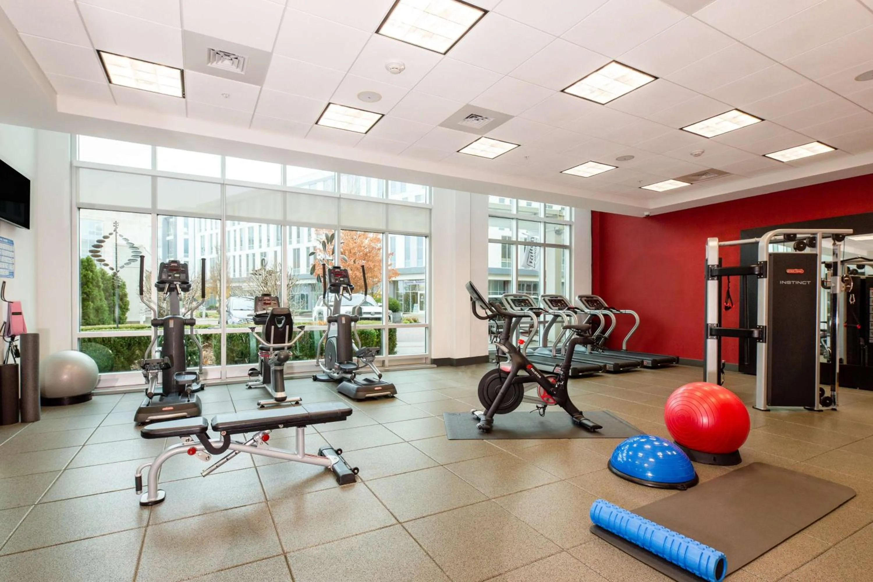 Fitness centre/facilities in Hilton Garden Inn Asheville Downtown